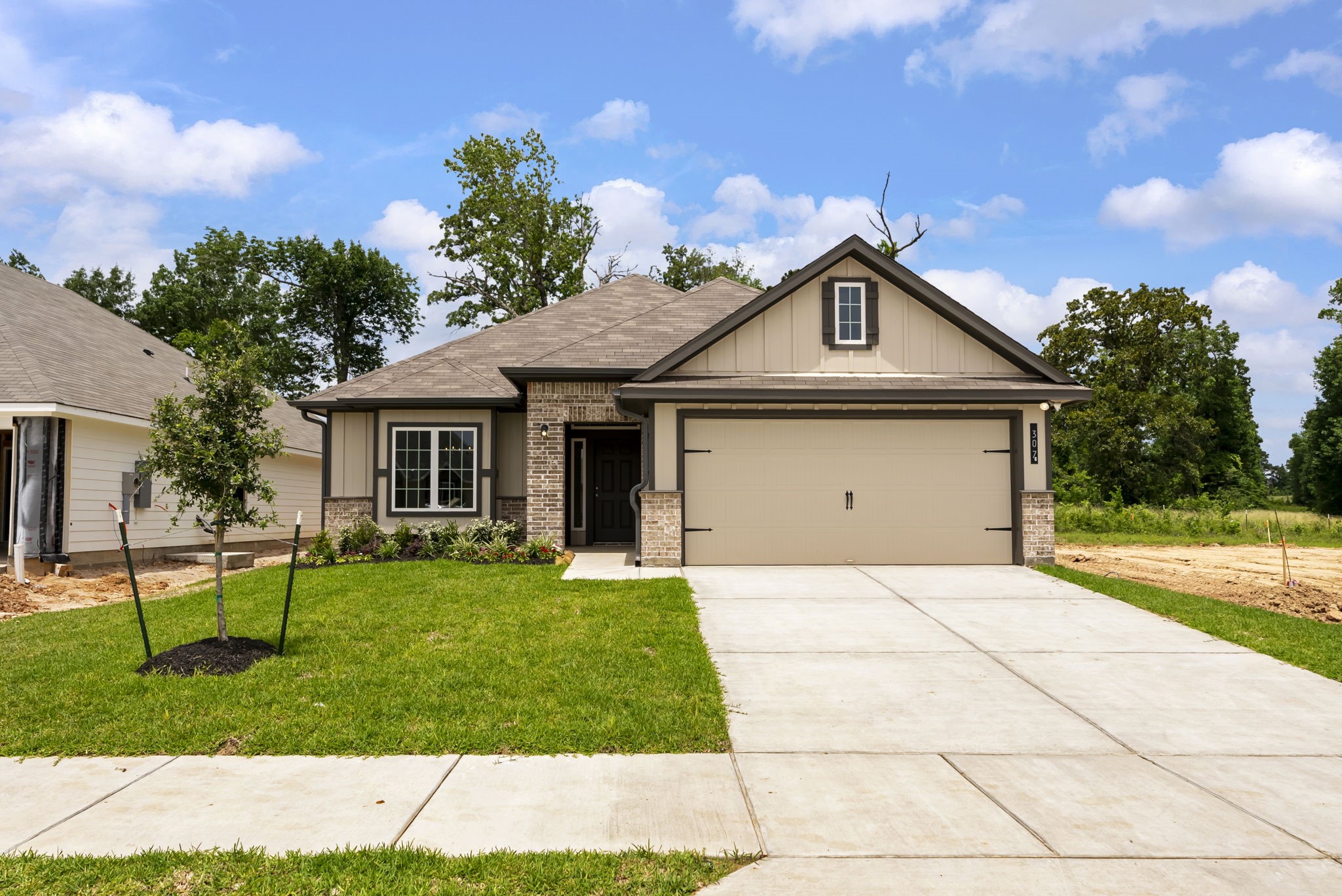 307 Rockbridge Drive Property Photo 1