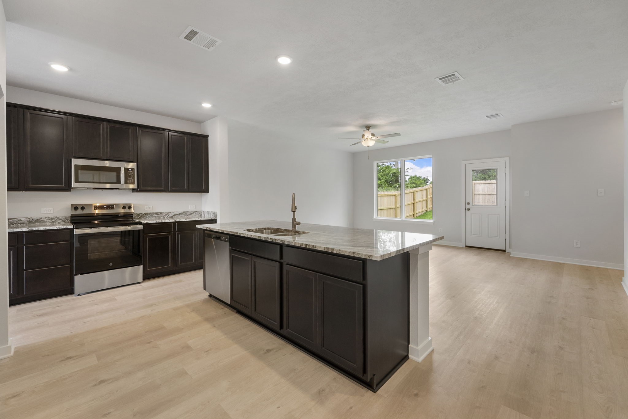 307 Rockbridge Drive Property Photo 13