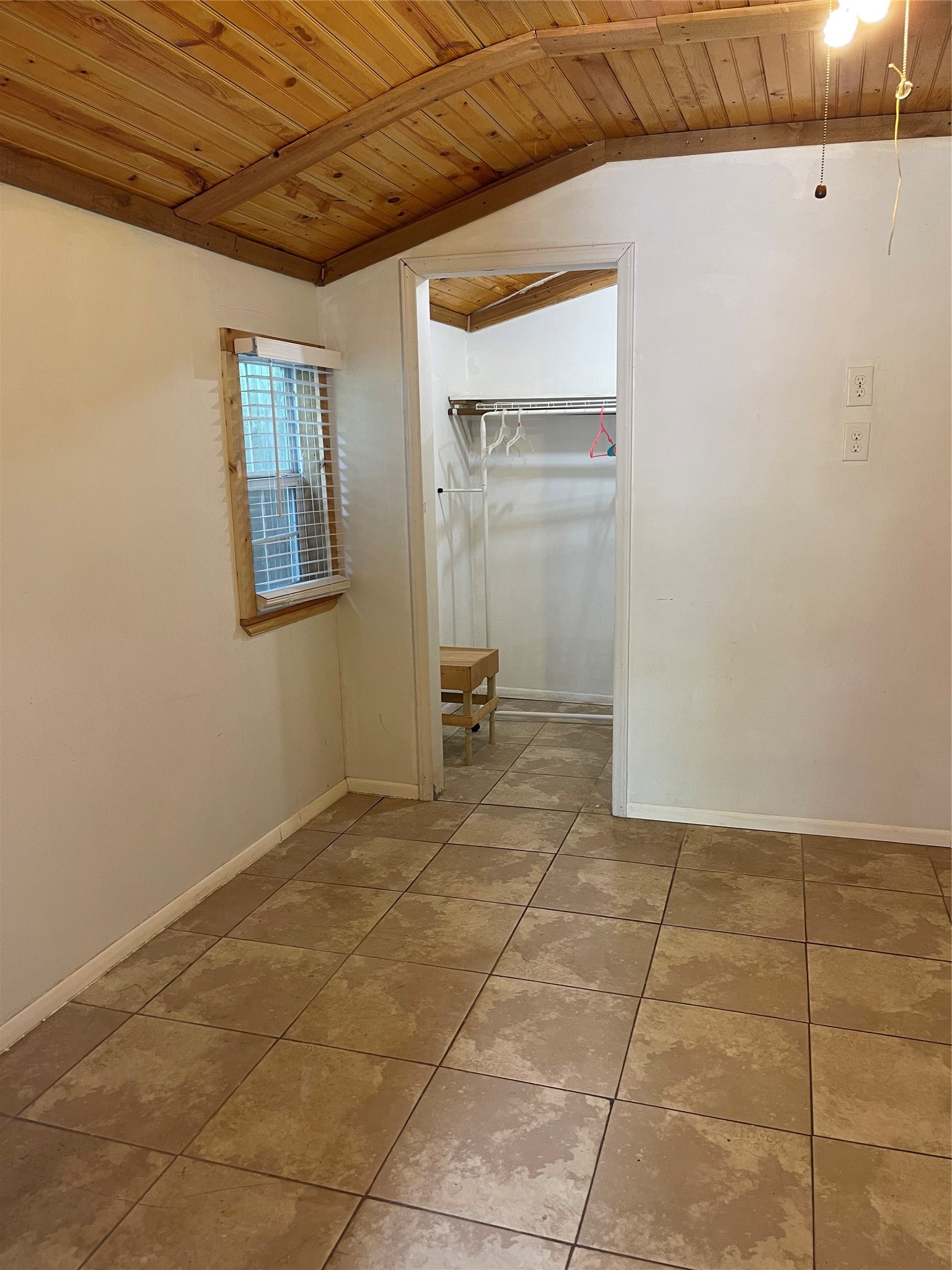 1472 1/2 Godwin Street Property Photo 3
