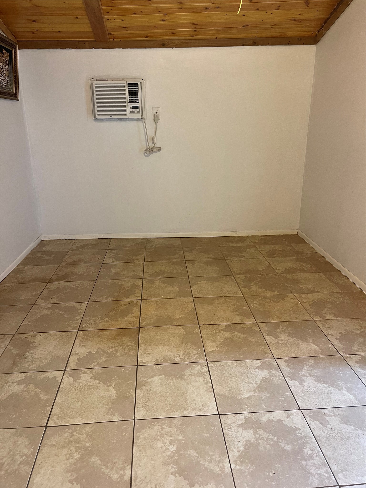 1472 1/2 Godwin Street Property Photo 8
