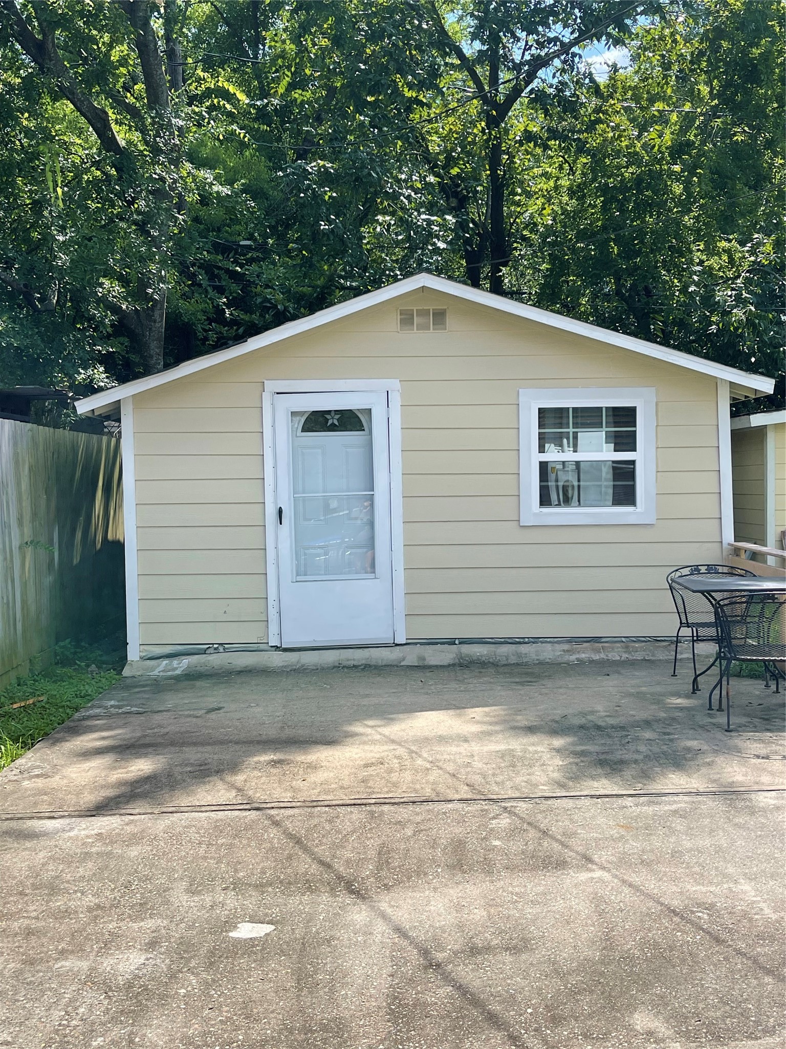 1472 1/2 Godwin Street Property Photo 9