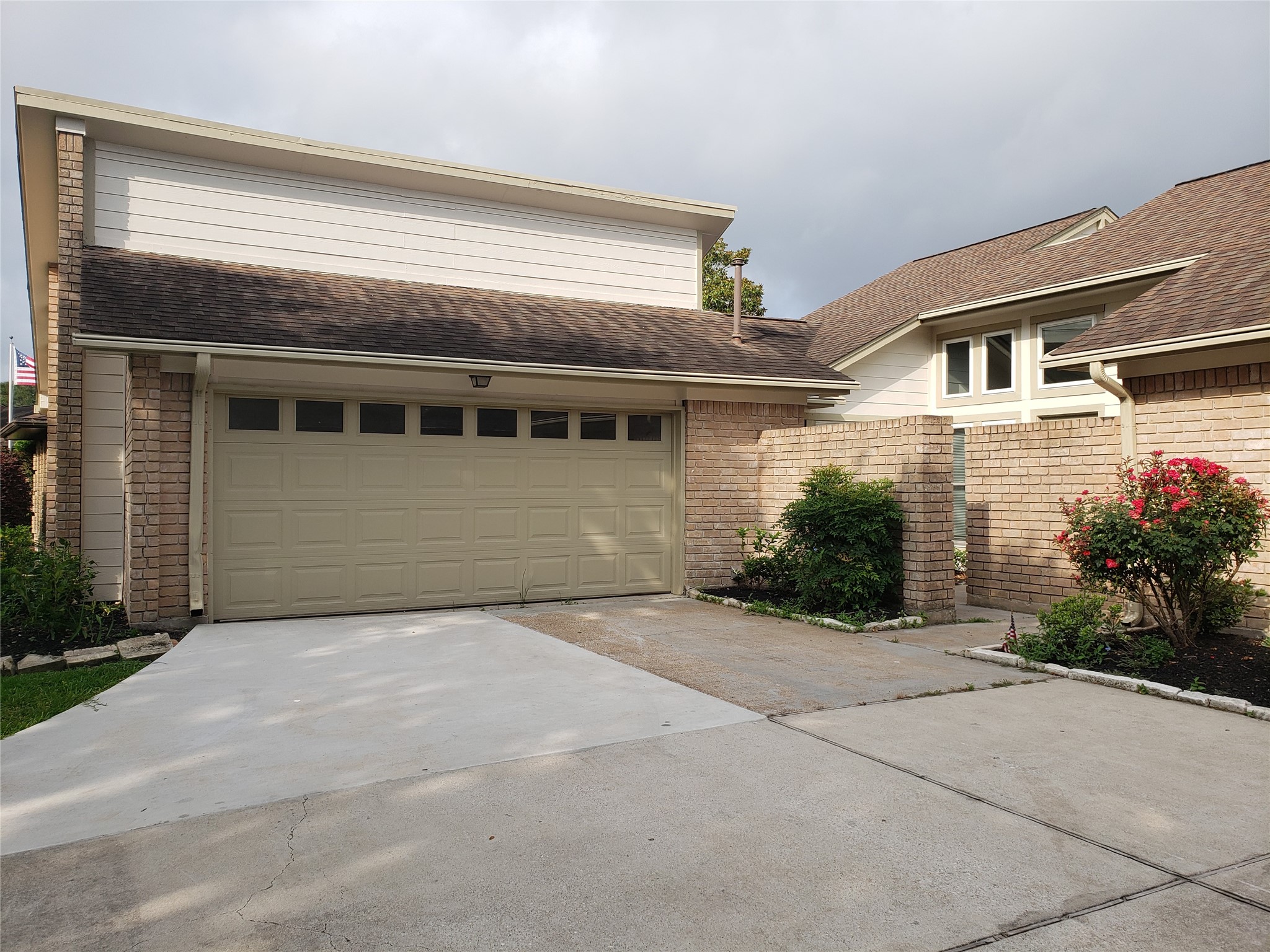 9122 Chesney Downs Drive Property Photo 2