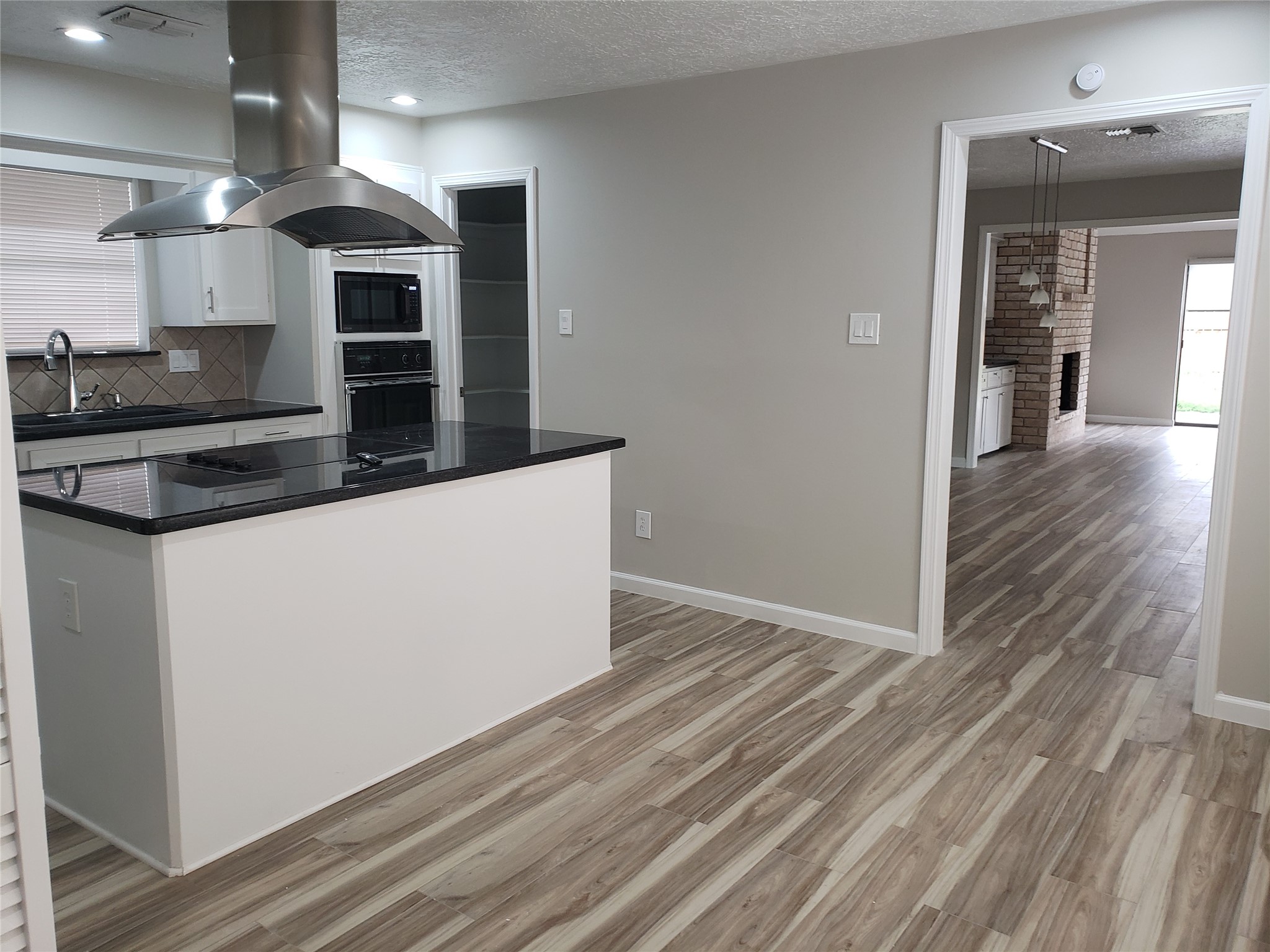 9122 Chesney Downs Drive Property Photo 10