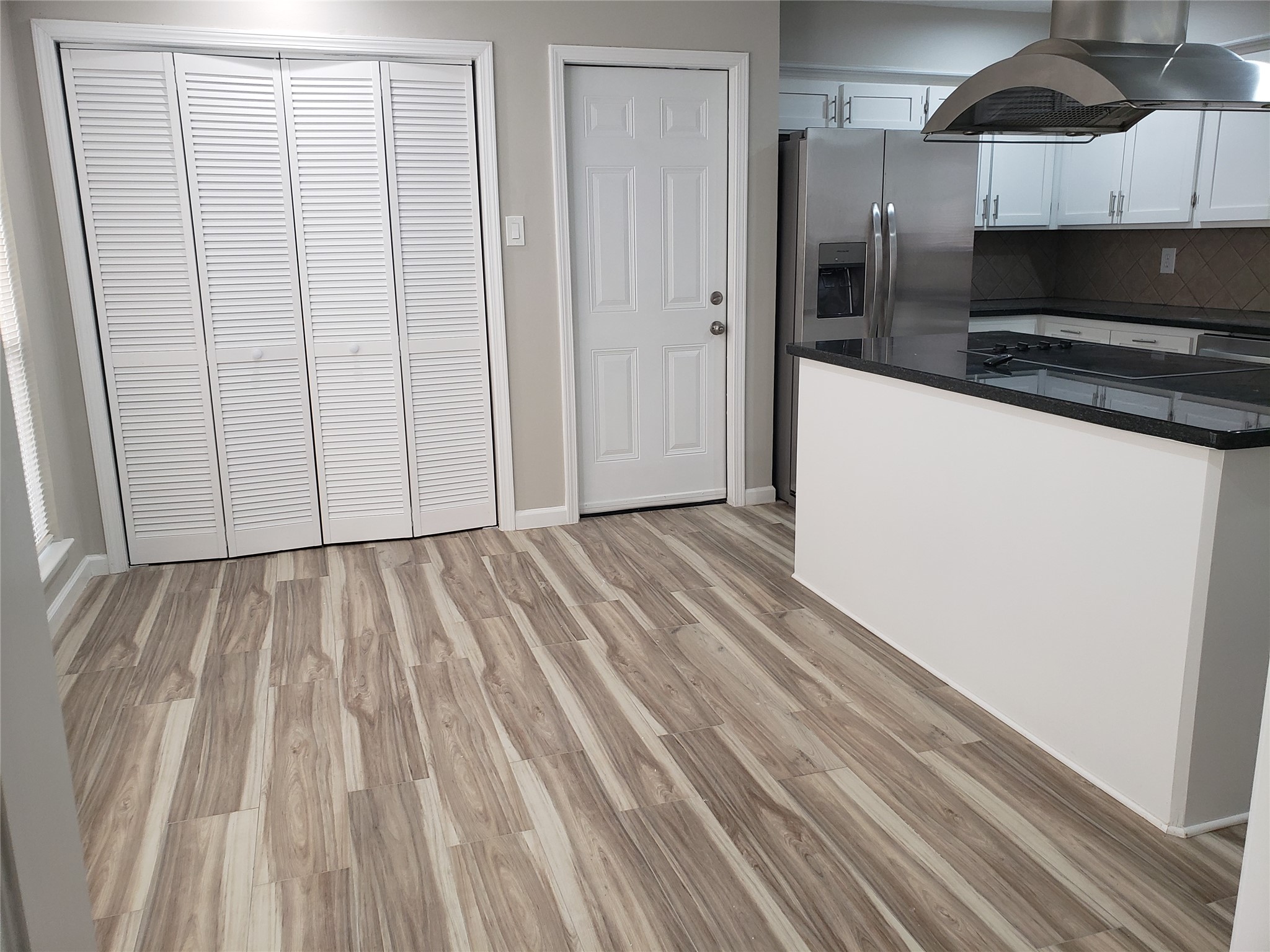9122 Chesney Downs Drive Property Photo 11