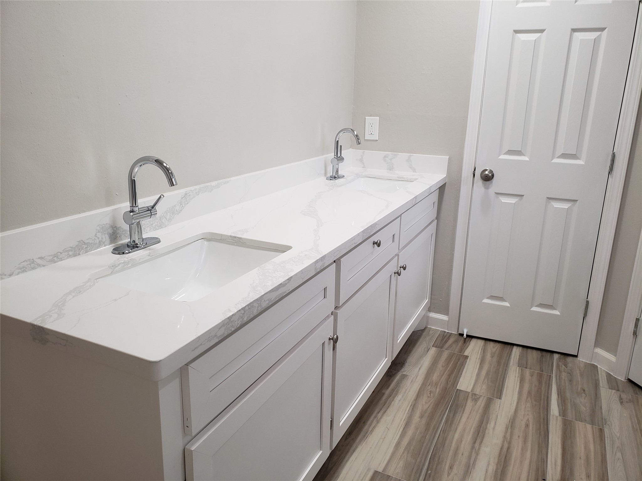 9122 Chesney Downs Drive Property Photo 22