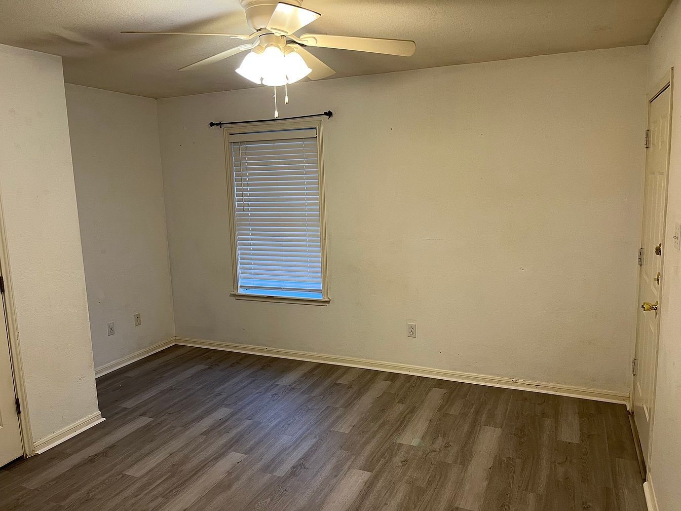1725 Rock Hollow Loop Property Photo 19