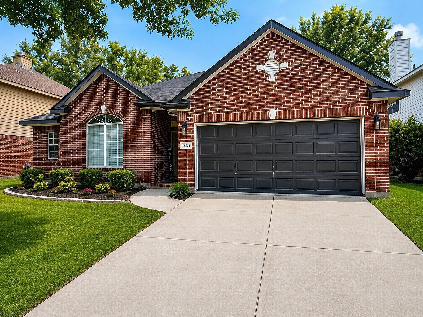 18335 Wild Lilac Trail Property Photo 3
