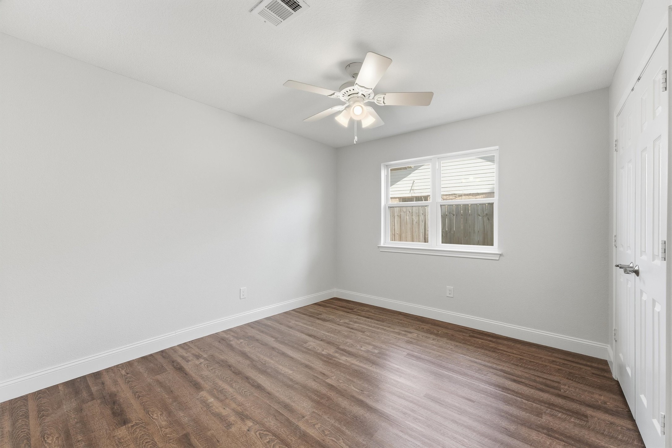 3734 Sweetbriar Drive Property Photo 7