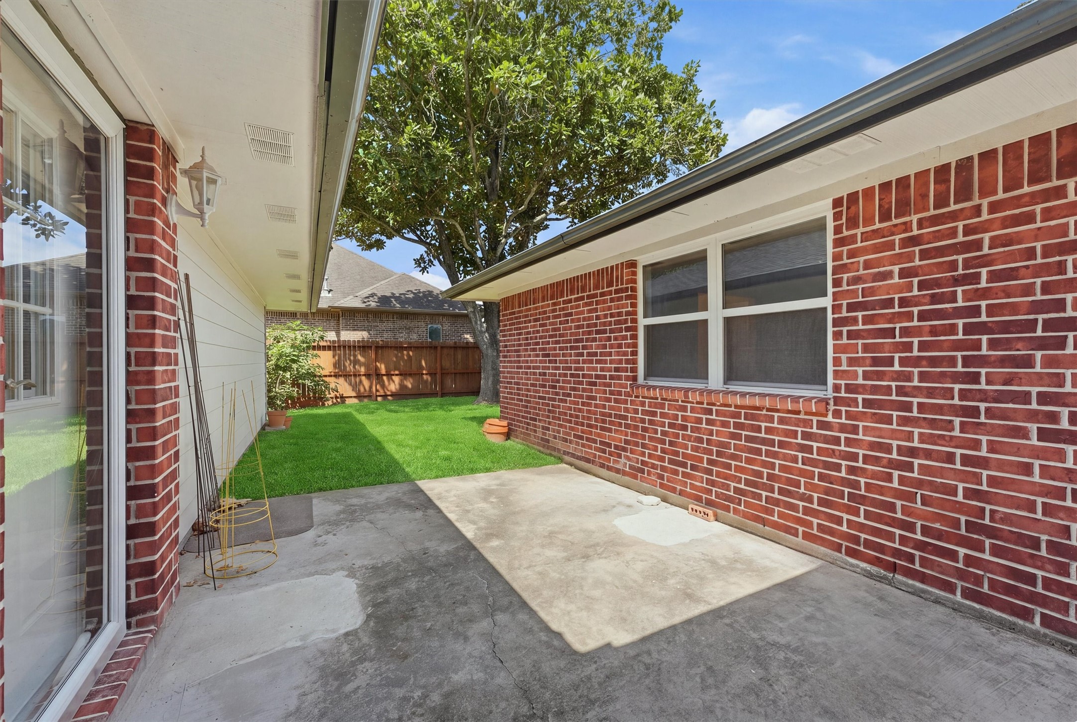 3734 Sweetbriar Drive Property Photo 19