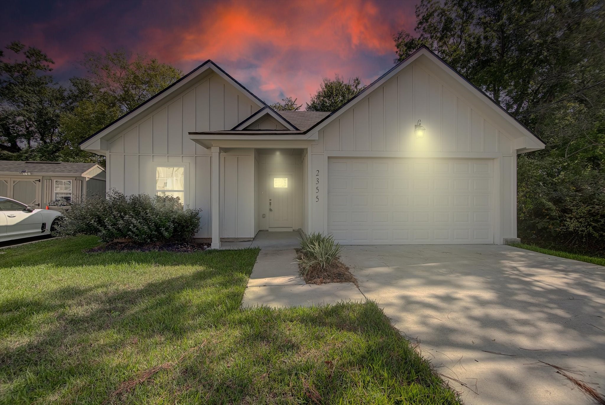2355 Pecan Street Property Photo 1