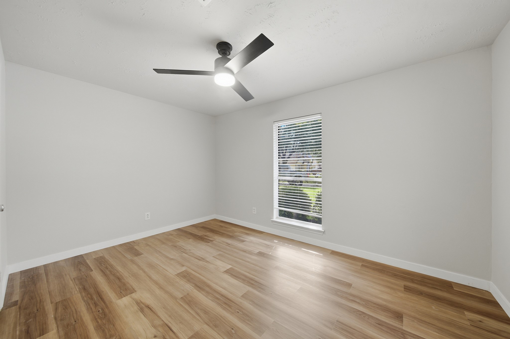 3403 Dryburgh Court Property Photo 17