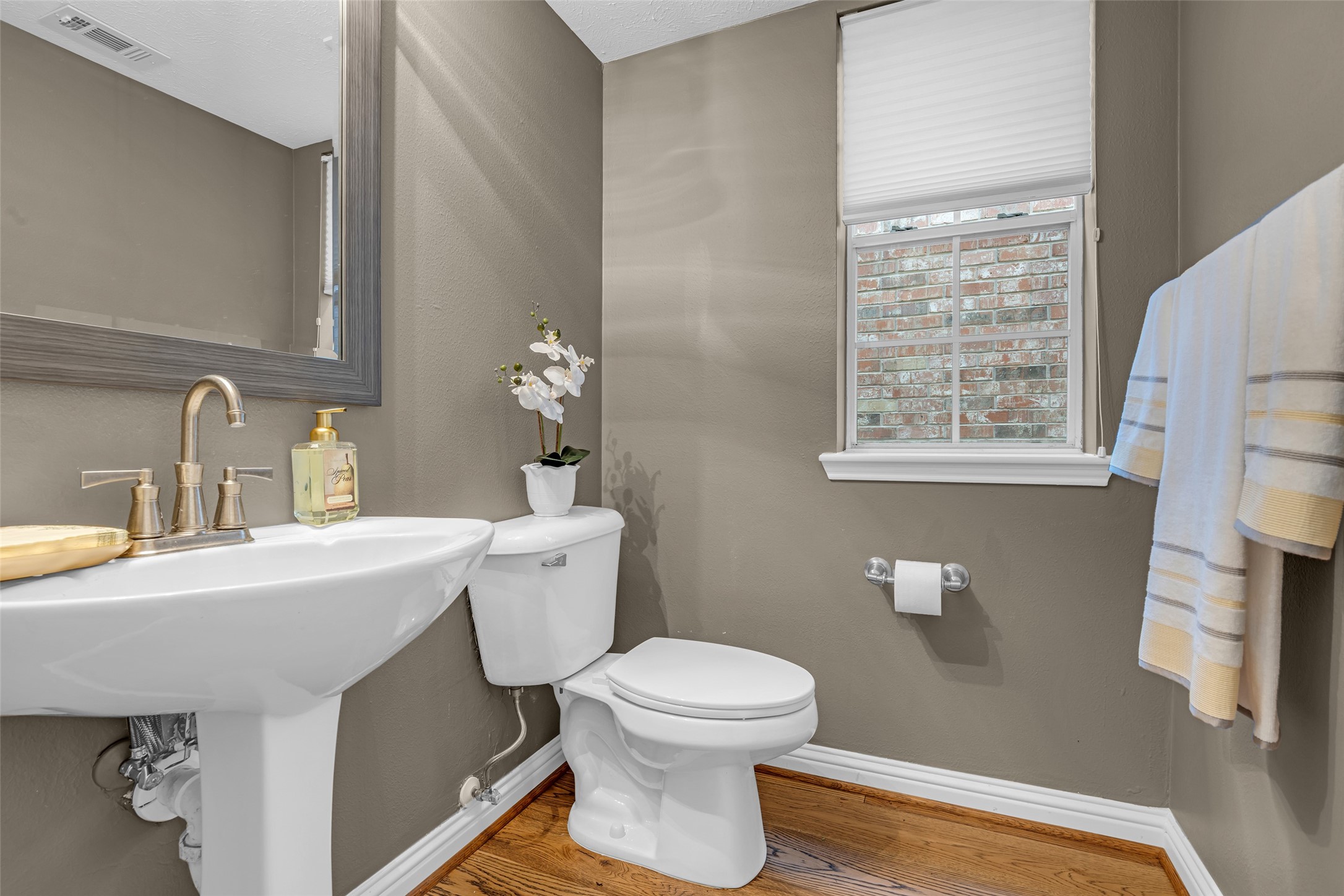 12852 Kingsbridge Lane Property Photo 15