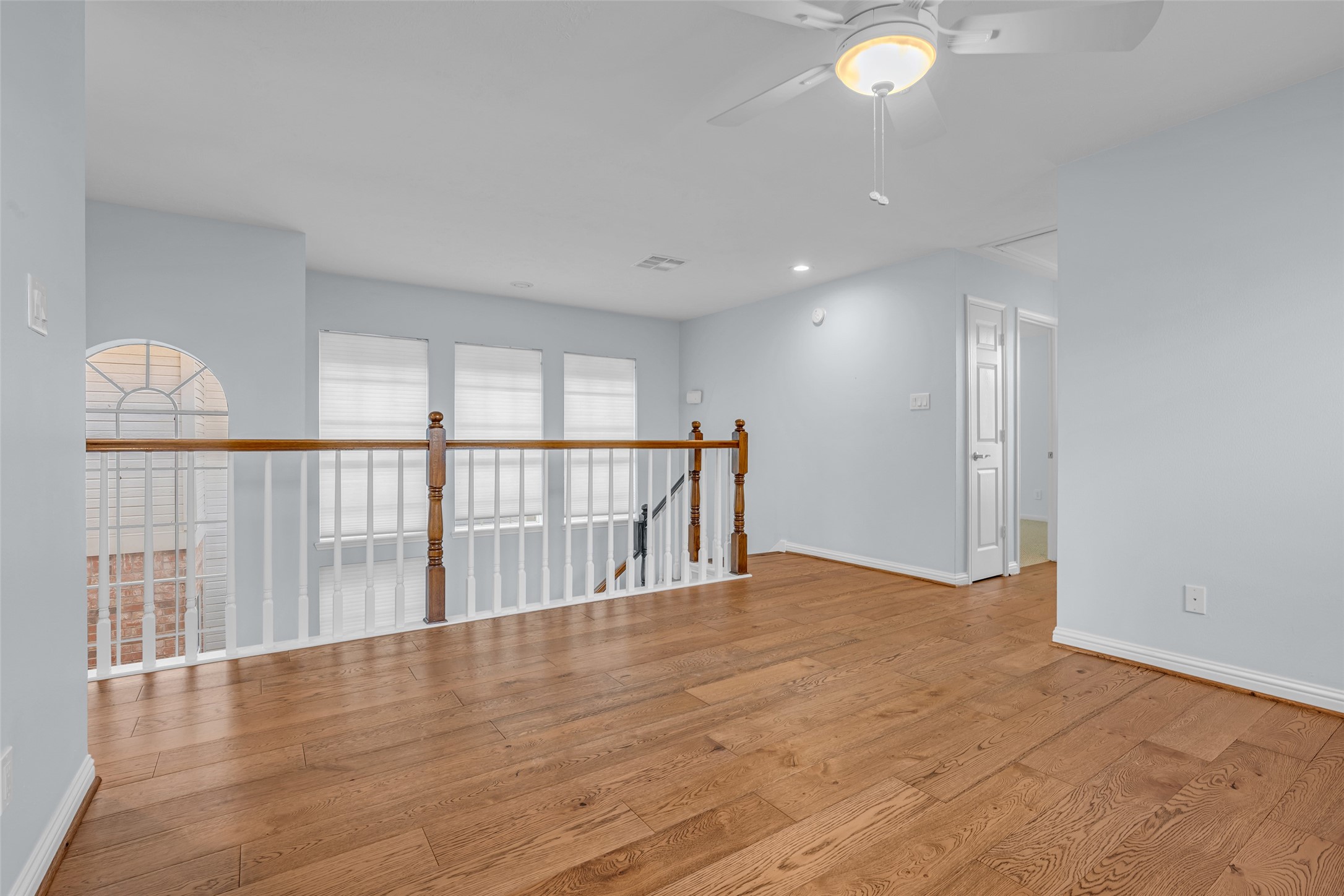 12852 Kingsbridge Lane Property Photo 16