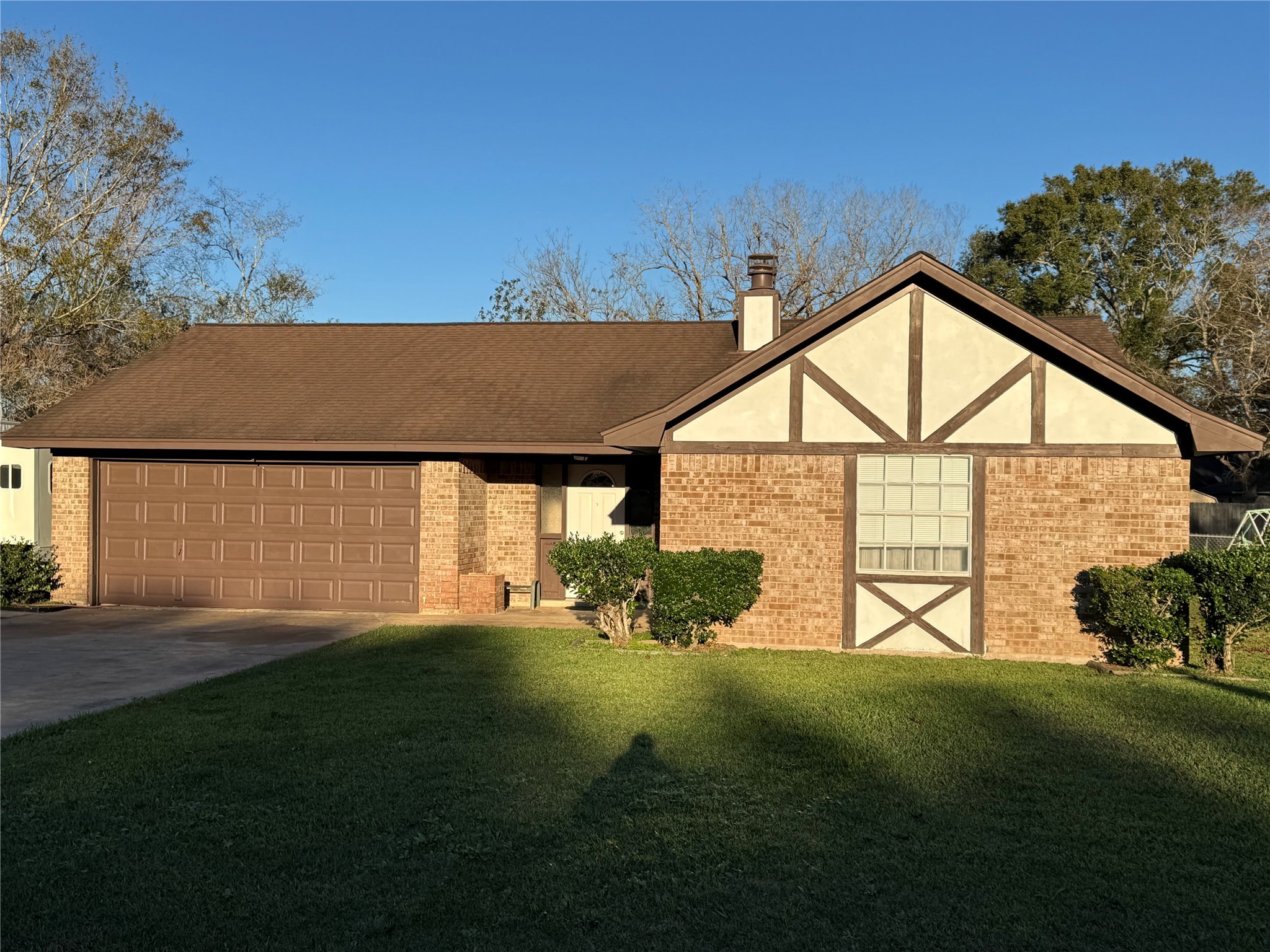 615 Roene Property Photo