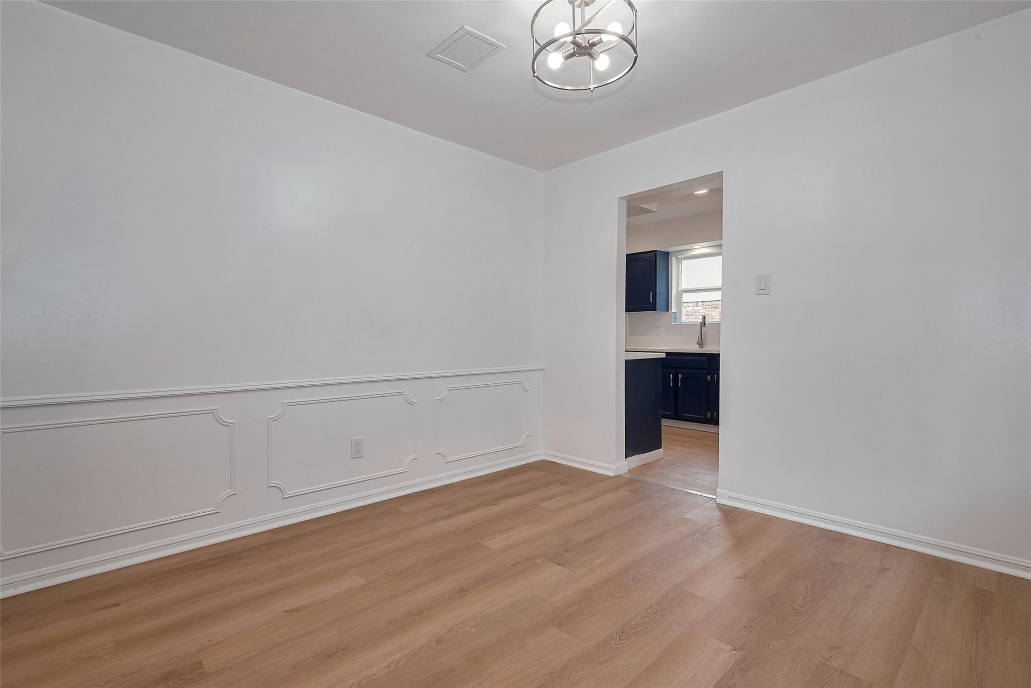 25303 Lynbriar Lane Property Photo 6