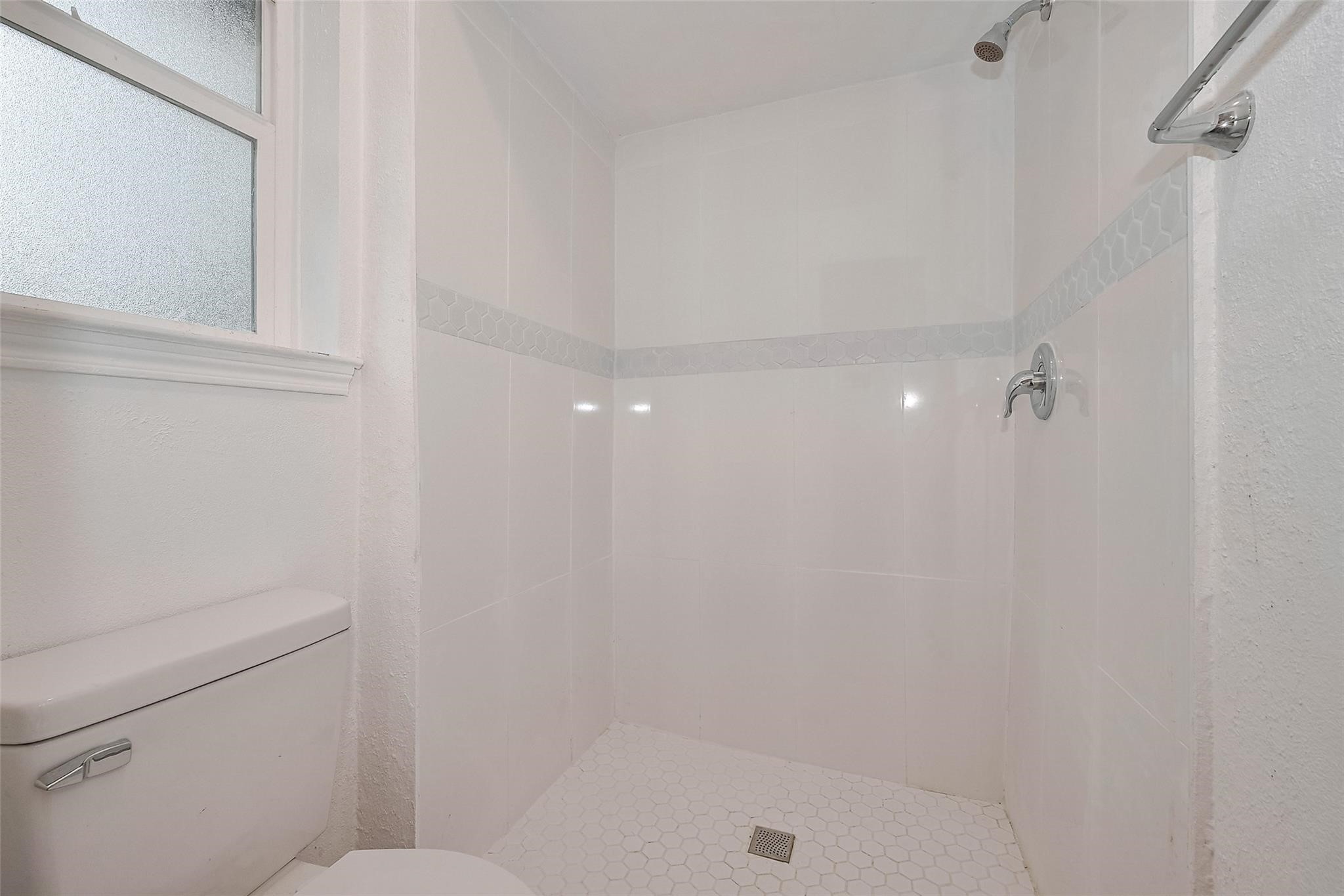 25303 Lynbriar Lane Property Photo 27