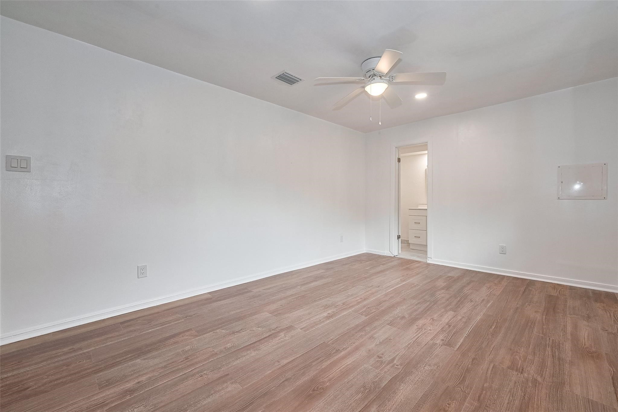 25303 Lynbriar Lane Property Photo 30