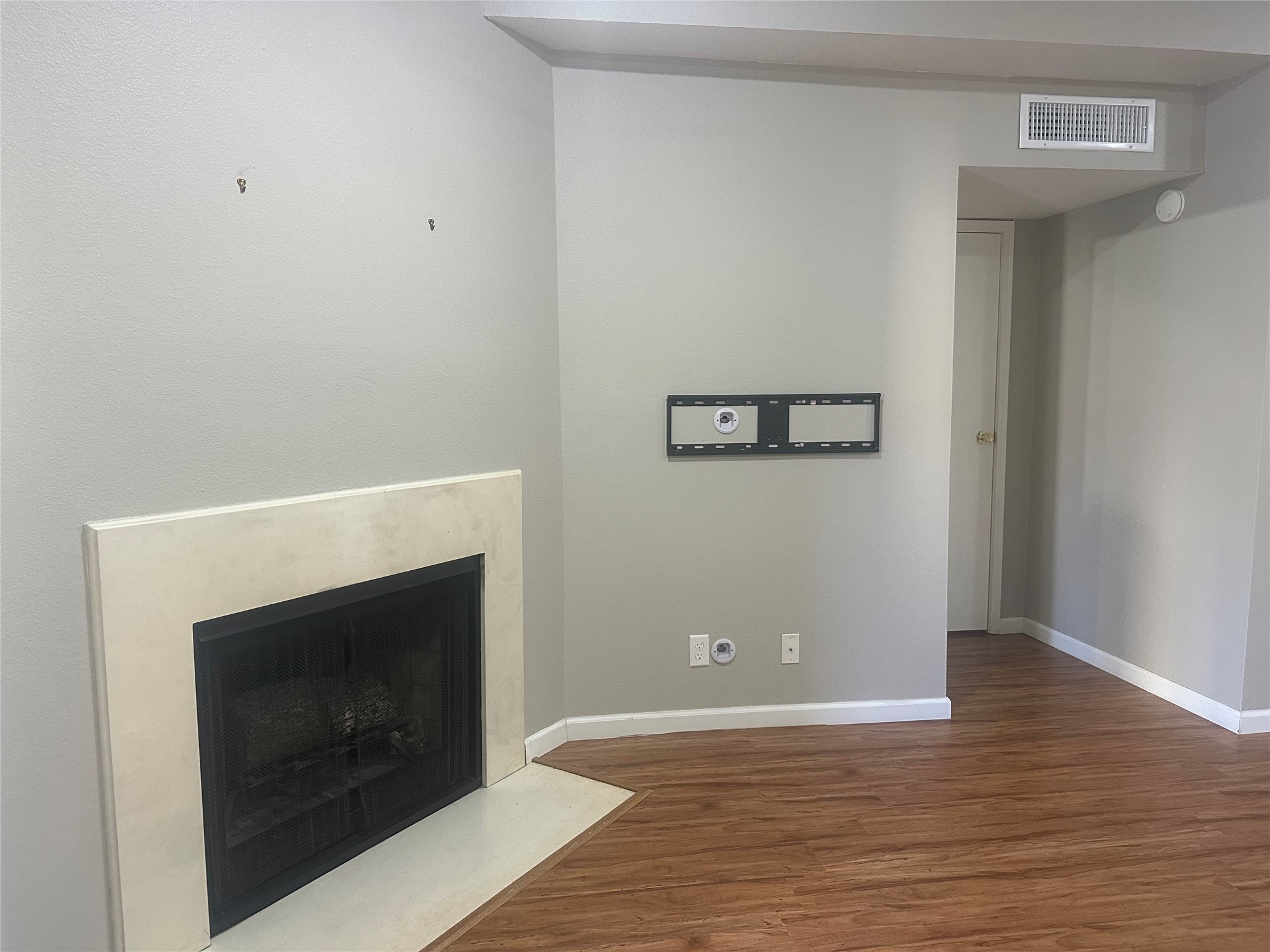 2120 El Paseo Street 806 Property Photo 8