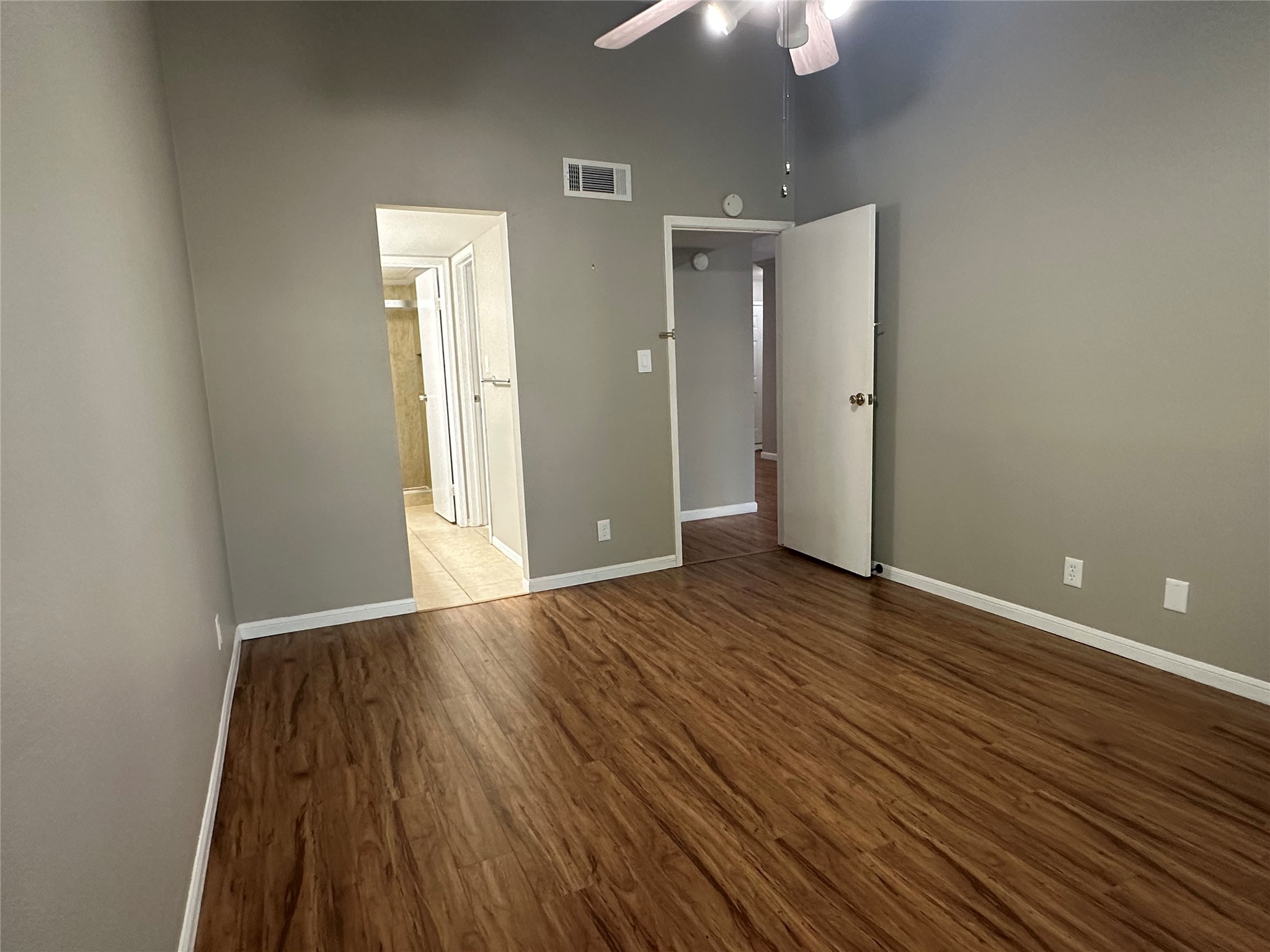 2120 El Paseo Street 806 Property Photo 11