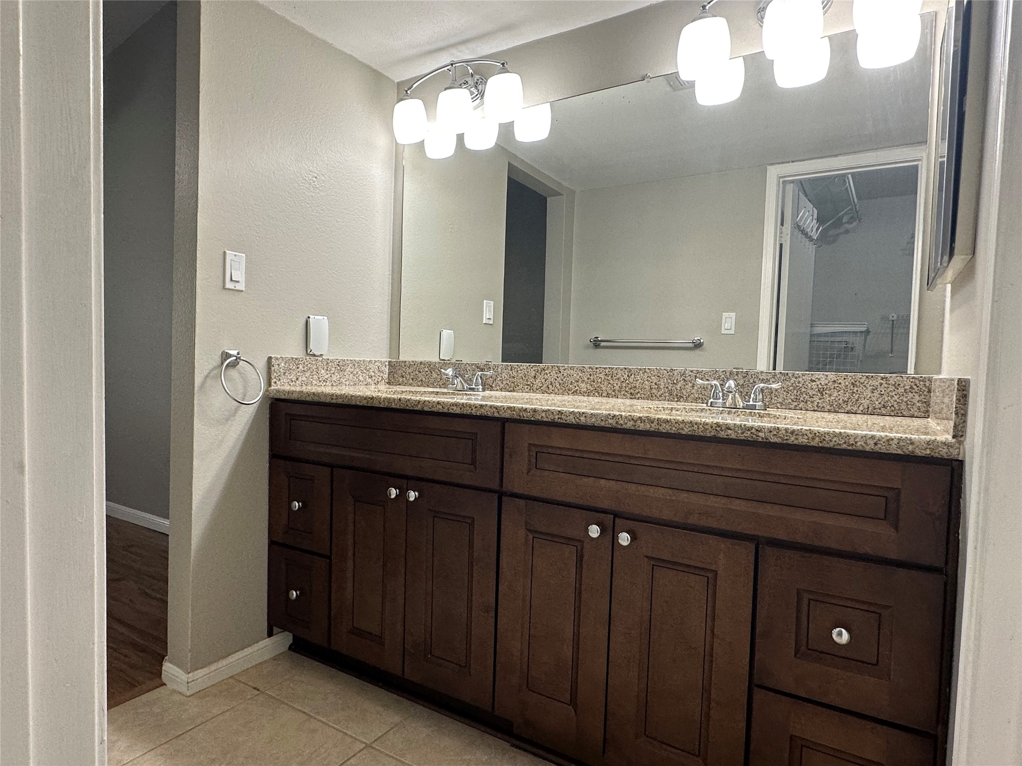 2120 El Paseo Street 806 Property Photo 15