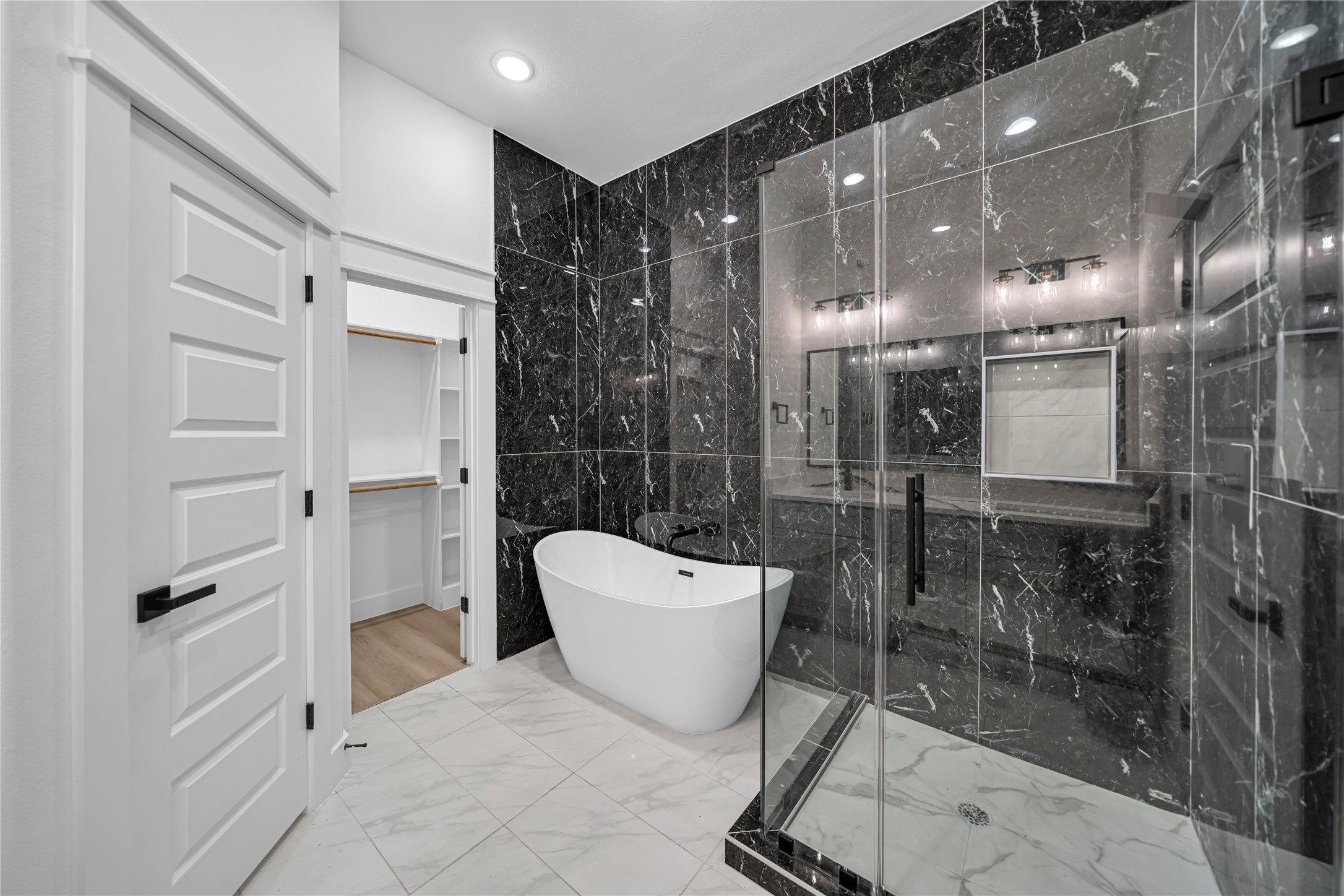 4834 Higgins Street A Property Photo 15