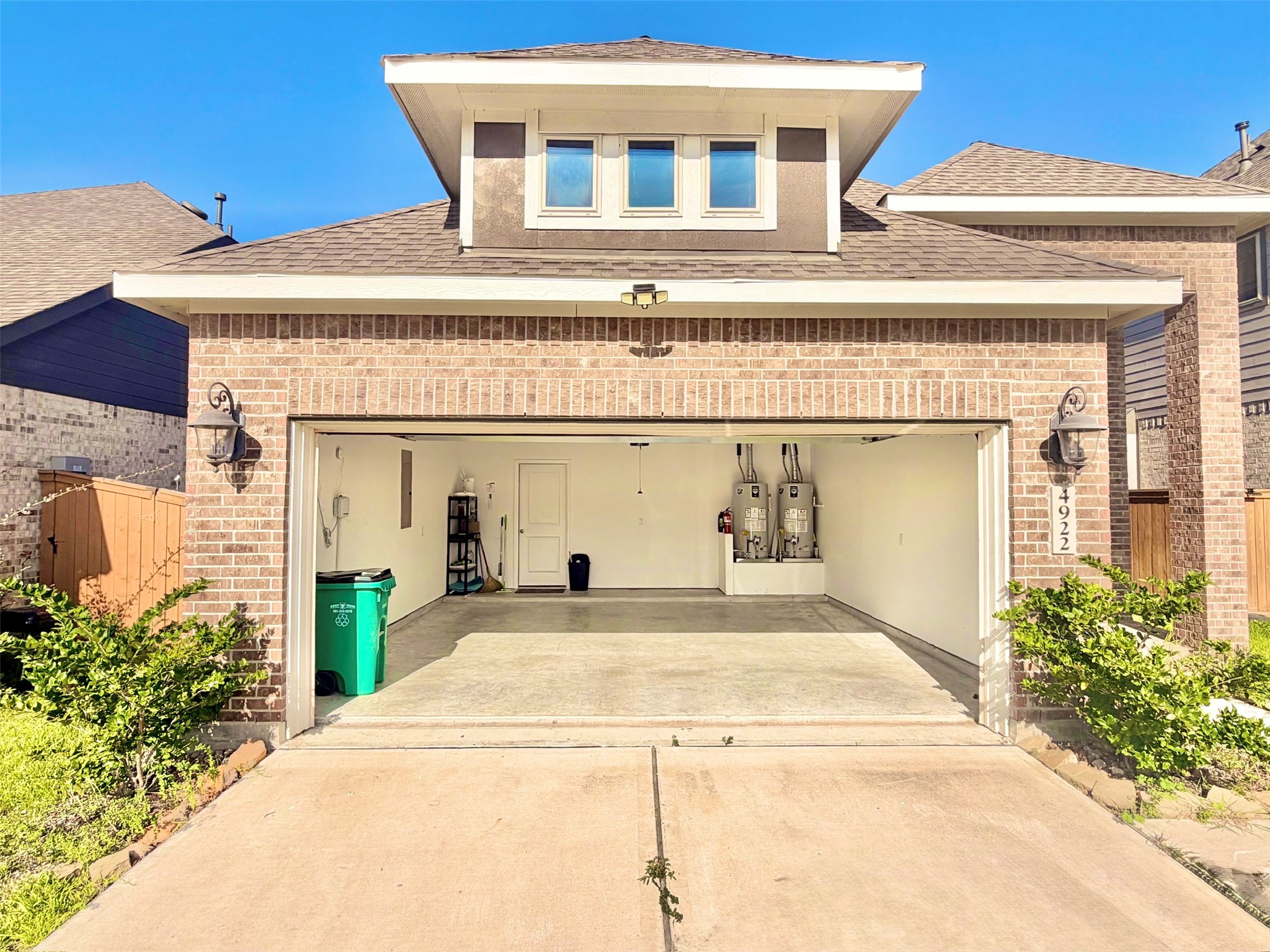 4922 Sand Clouds Drive Property Photo 1