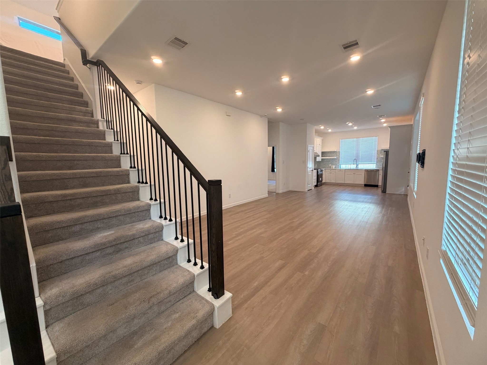 4922 Sand Clouds Drive Property Photo 8