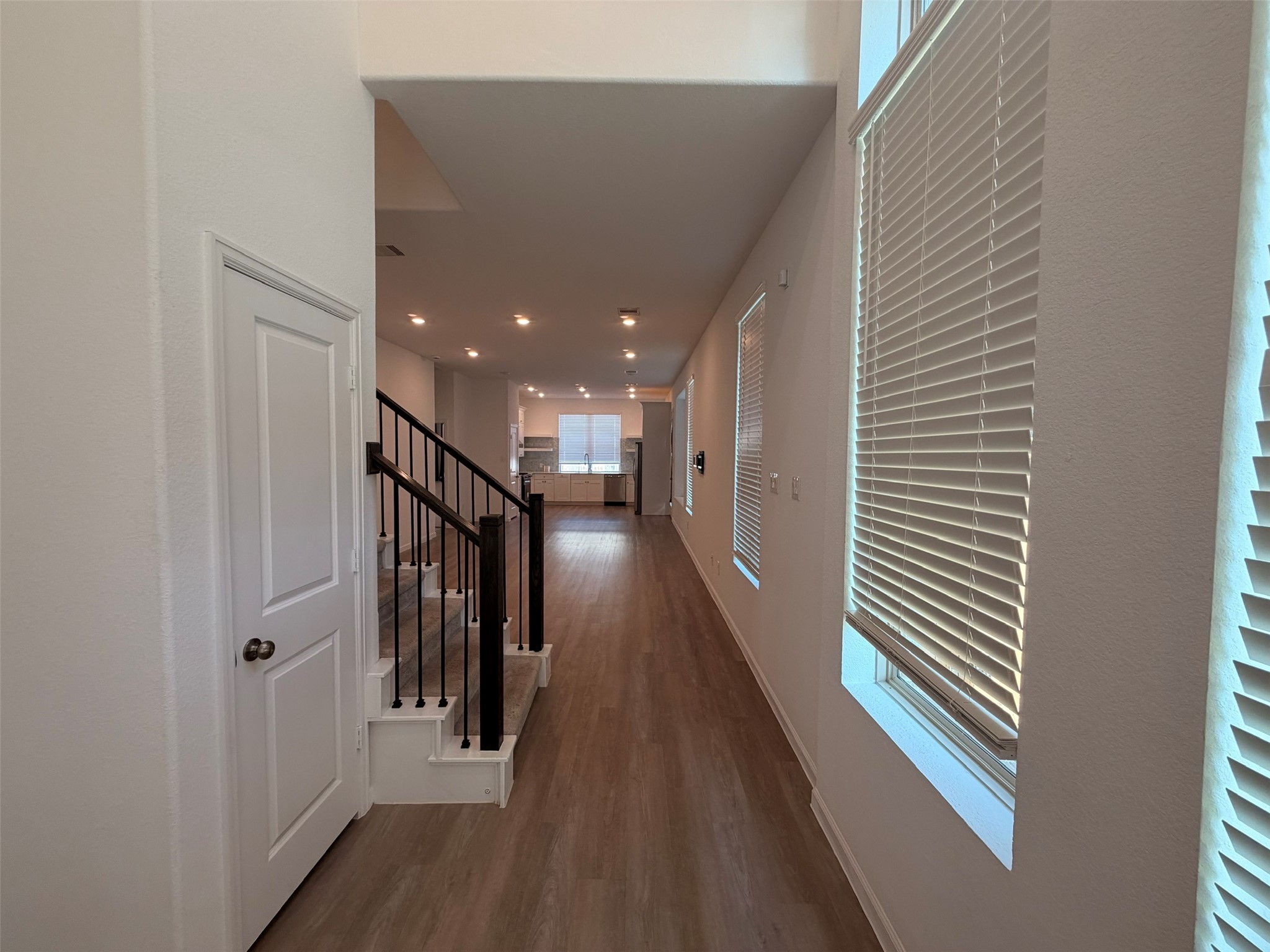 4922 Sand Clouds Drive Property Photo 9