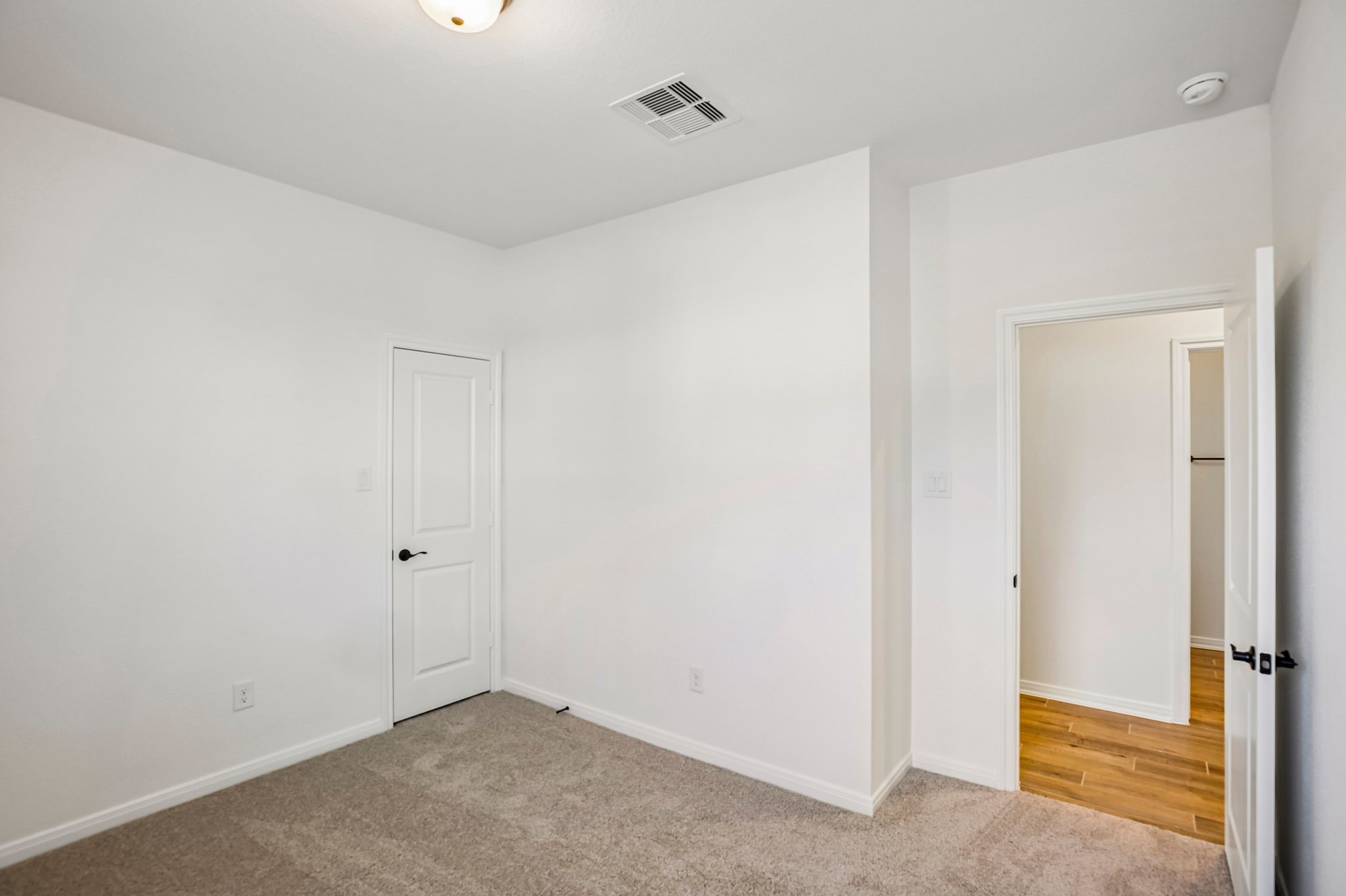 417 East Coralburst Loop Property Photo 27