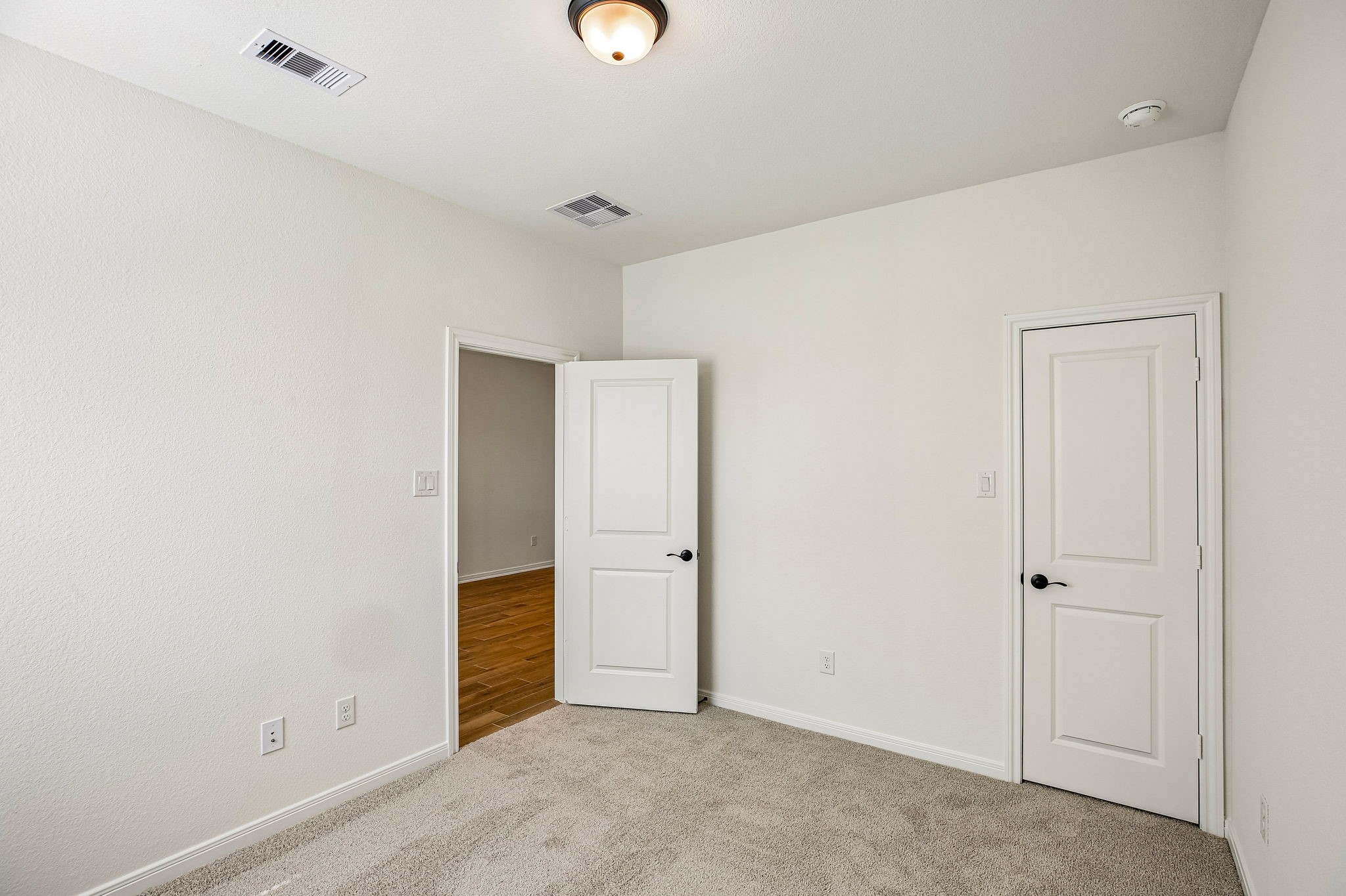 417 East Coralburst Loop Property Photo 29