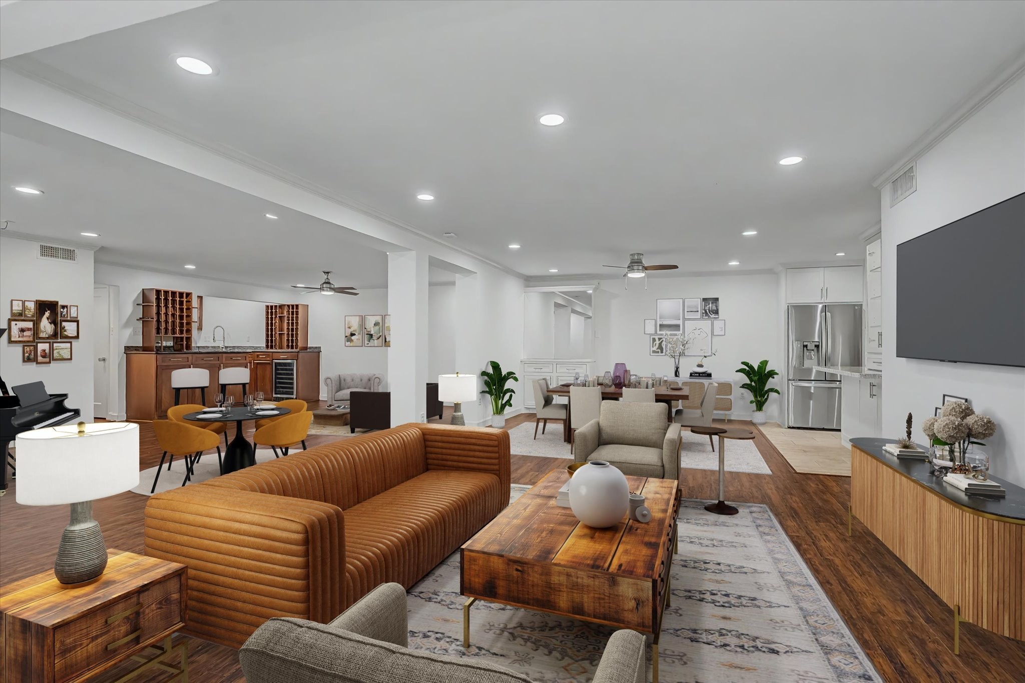 7575 Katy Freeway 4 Property Photo 3