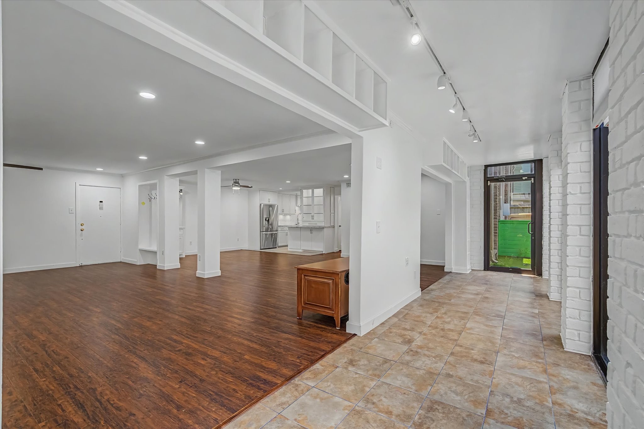 7575 Katy Freeway 4 Property Photo 31