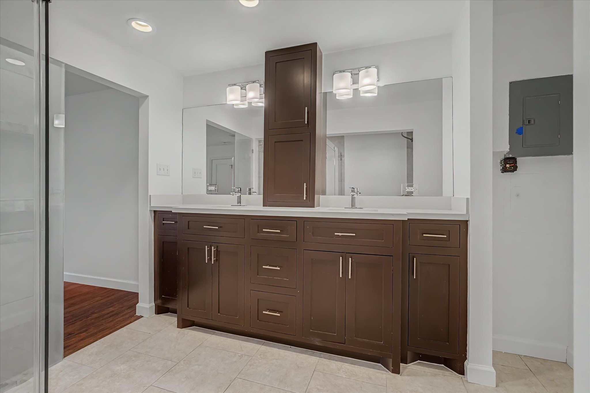 7575 Katy Freeway 4 Property Photo 34