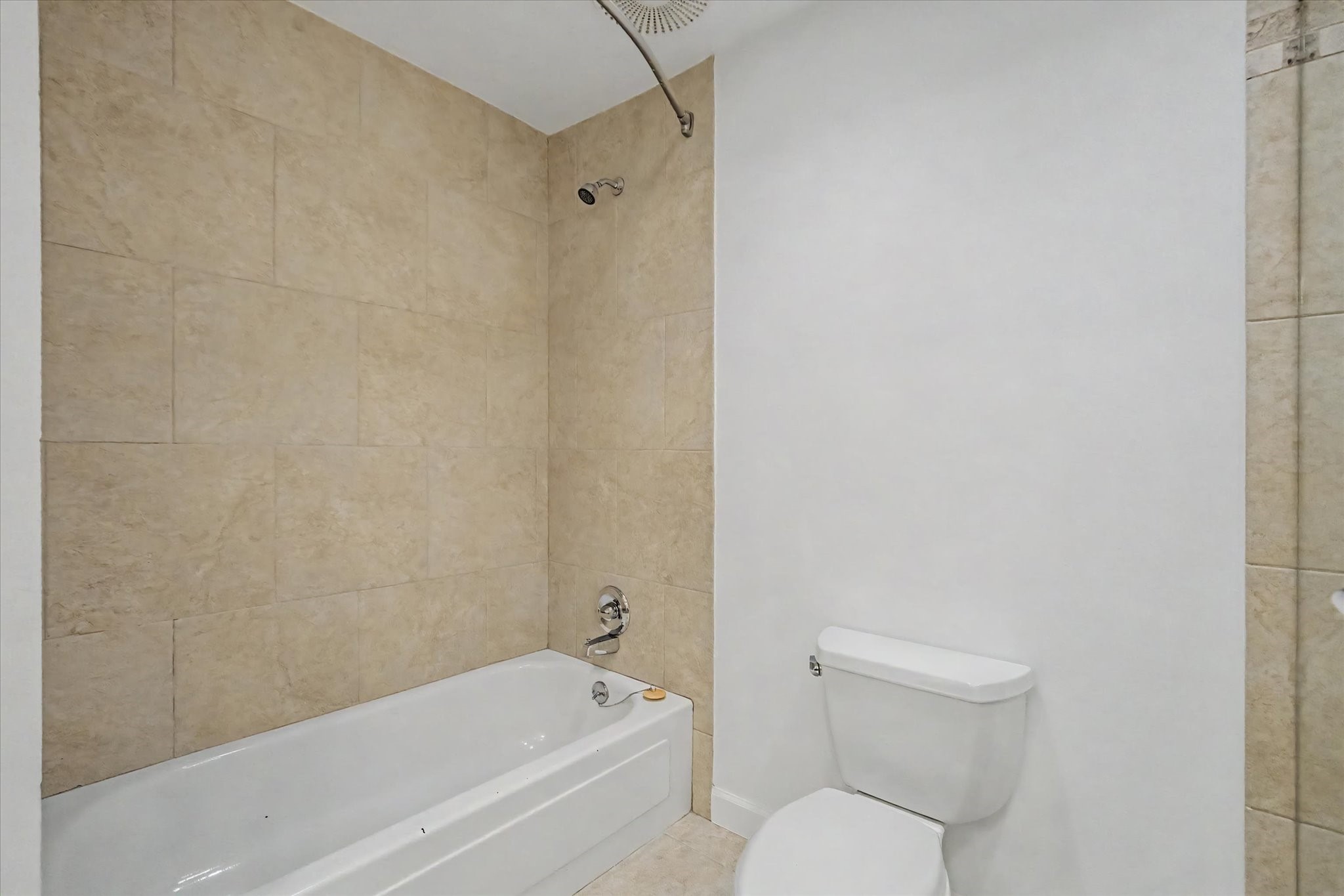 7575 Katy Freeway 4 Property Photo 36