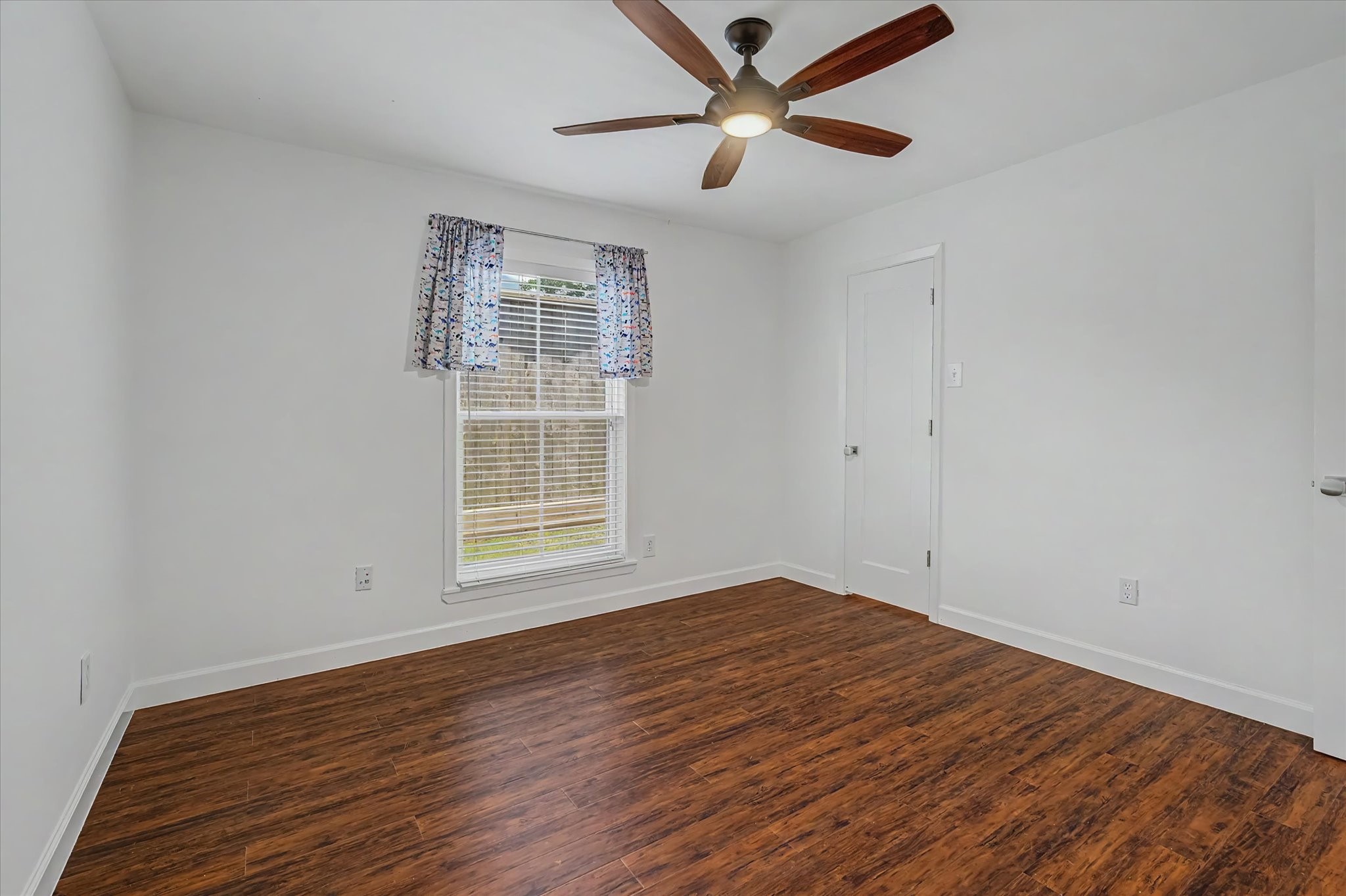 7575 Katy Freeway 4 Property Photo 38