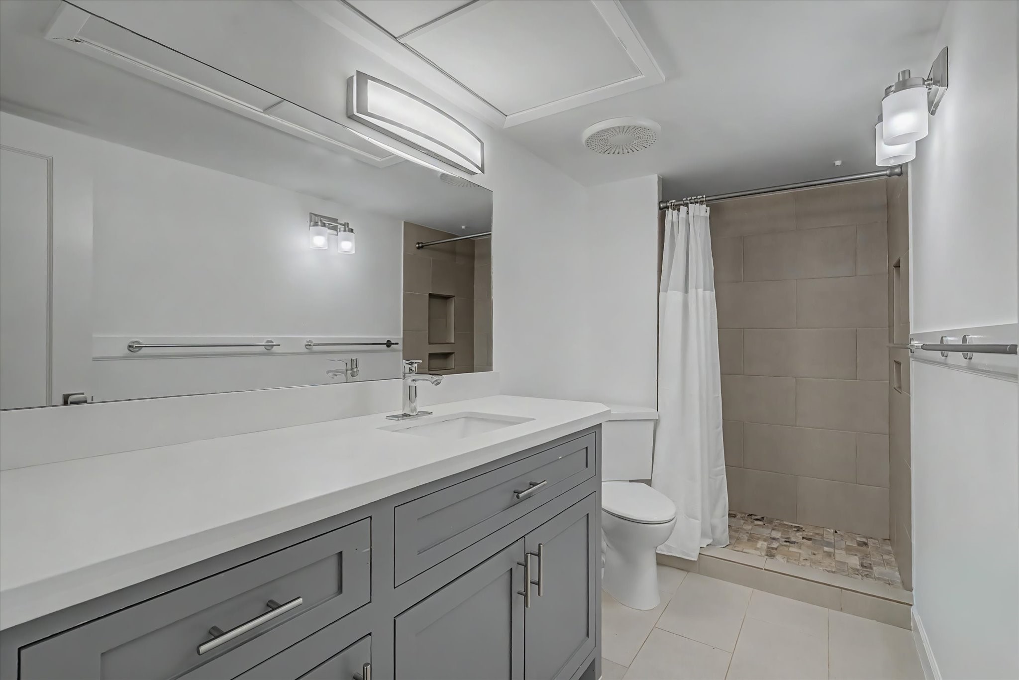 7575 Katy Freeway 4 Property Photo 39