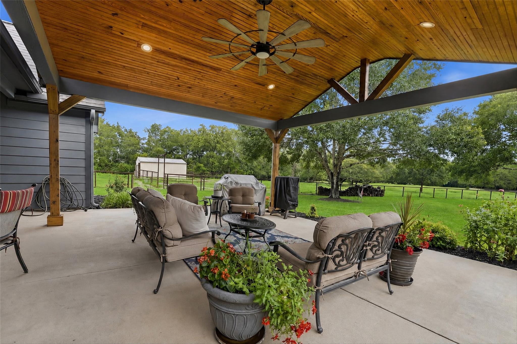 600 Piney Creek Road Property Photo 5