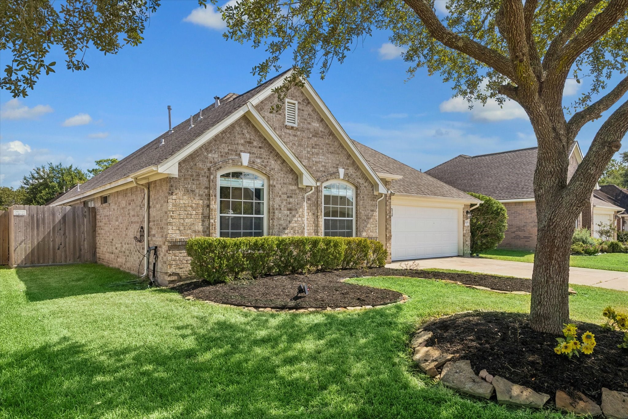 1205 Pine Field Property Photo 2