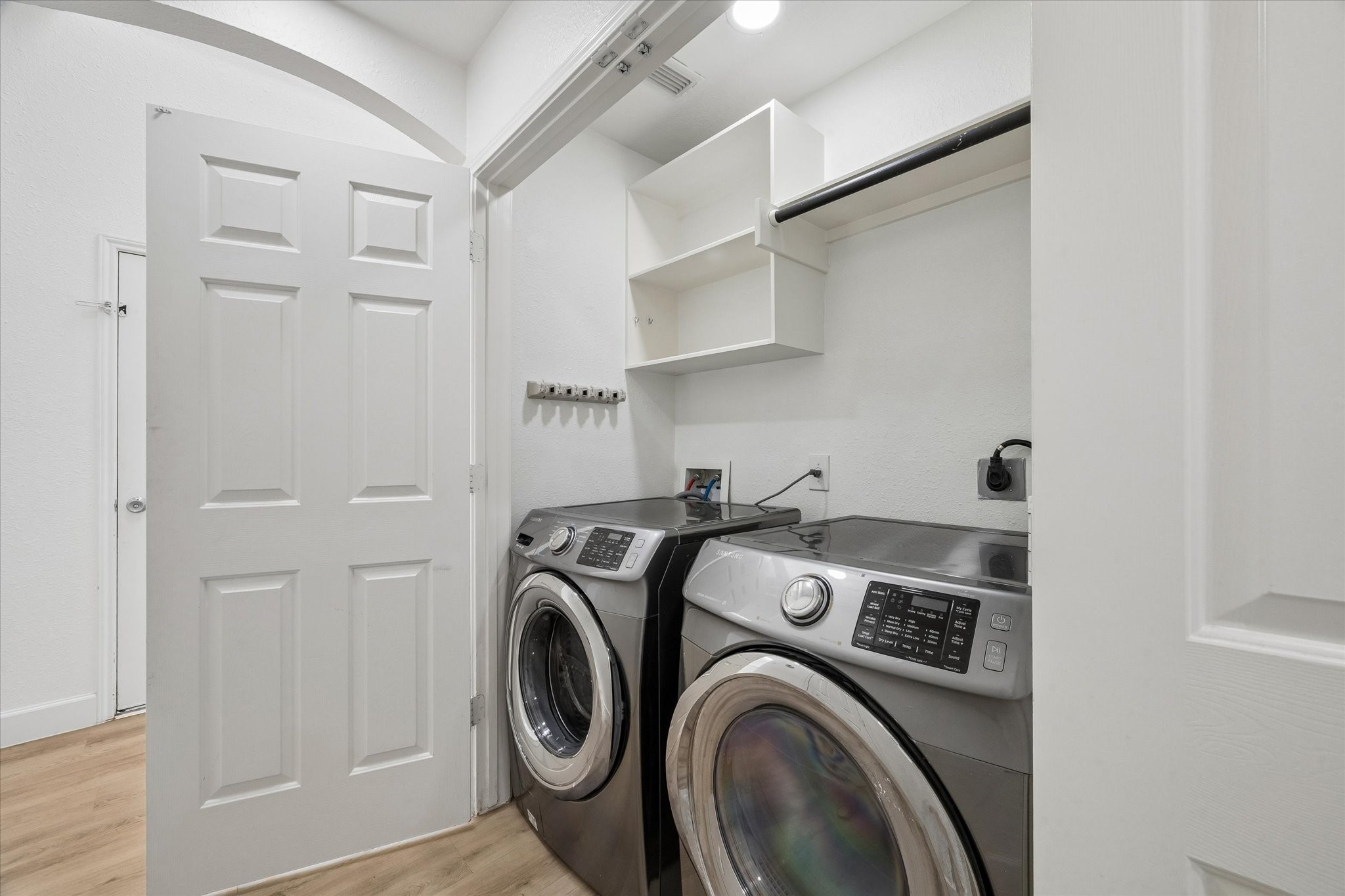 1205 Pine Field Property Photo 25