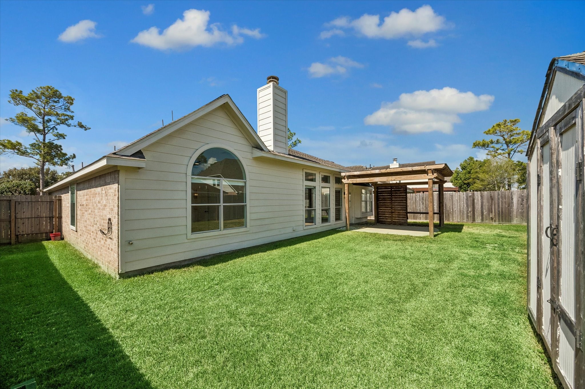 1205 Pine Field Property Photo 27