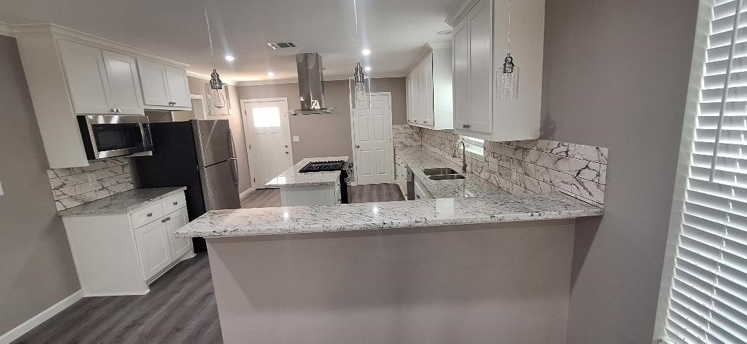 5210 Polk Street Property Photo 4