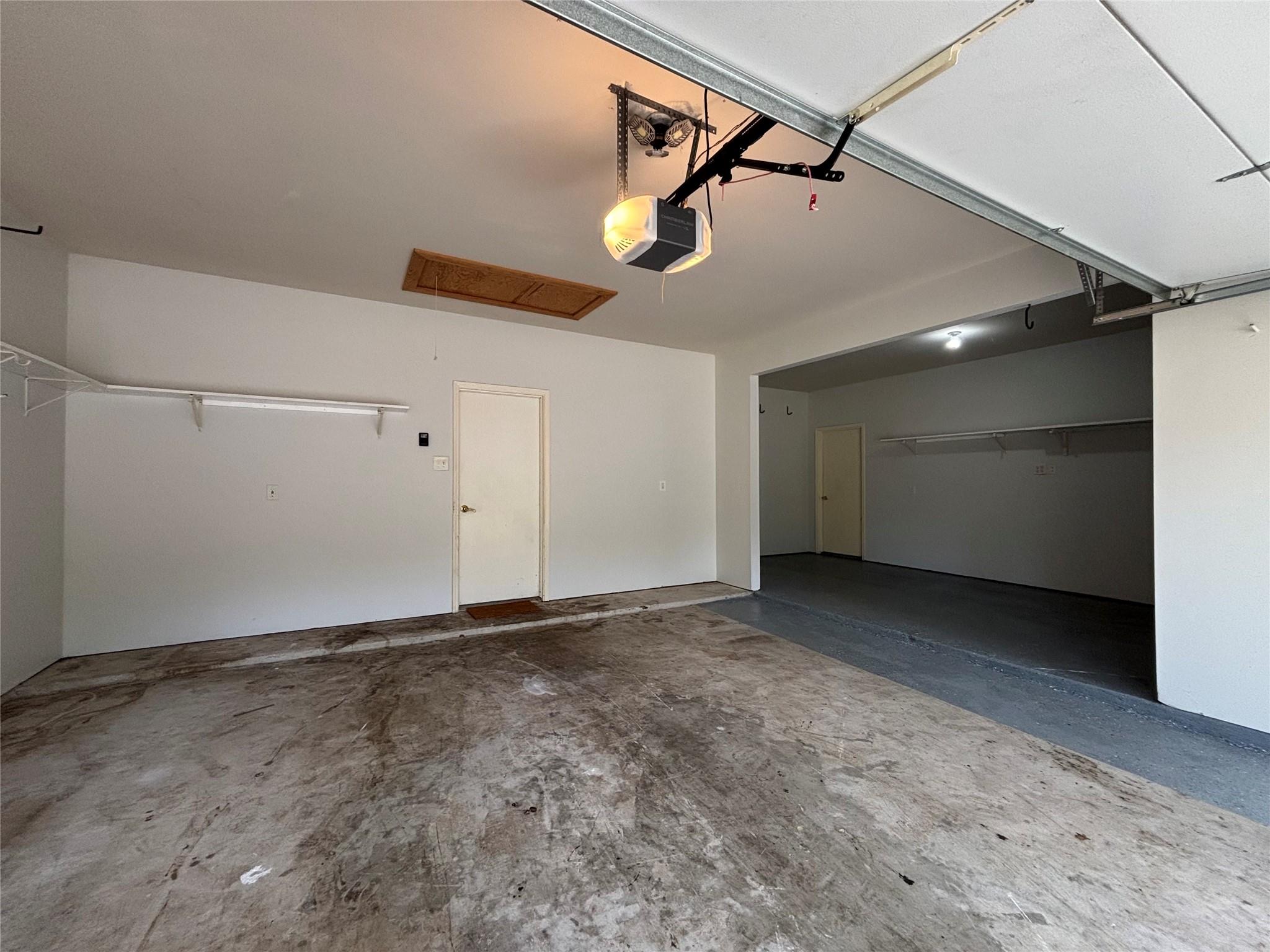 7323 Wakefield Meadow Lane Property Photo 2