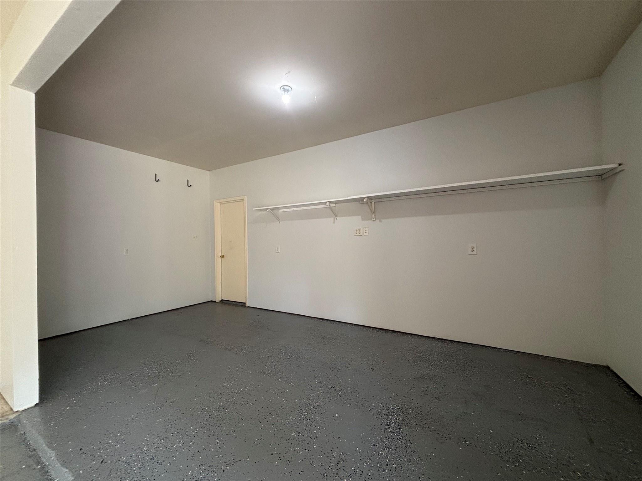 7323 Wakefield Meadow Lane Property Photo 3