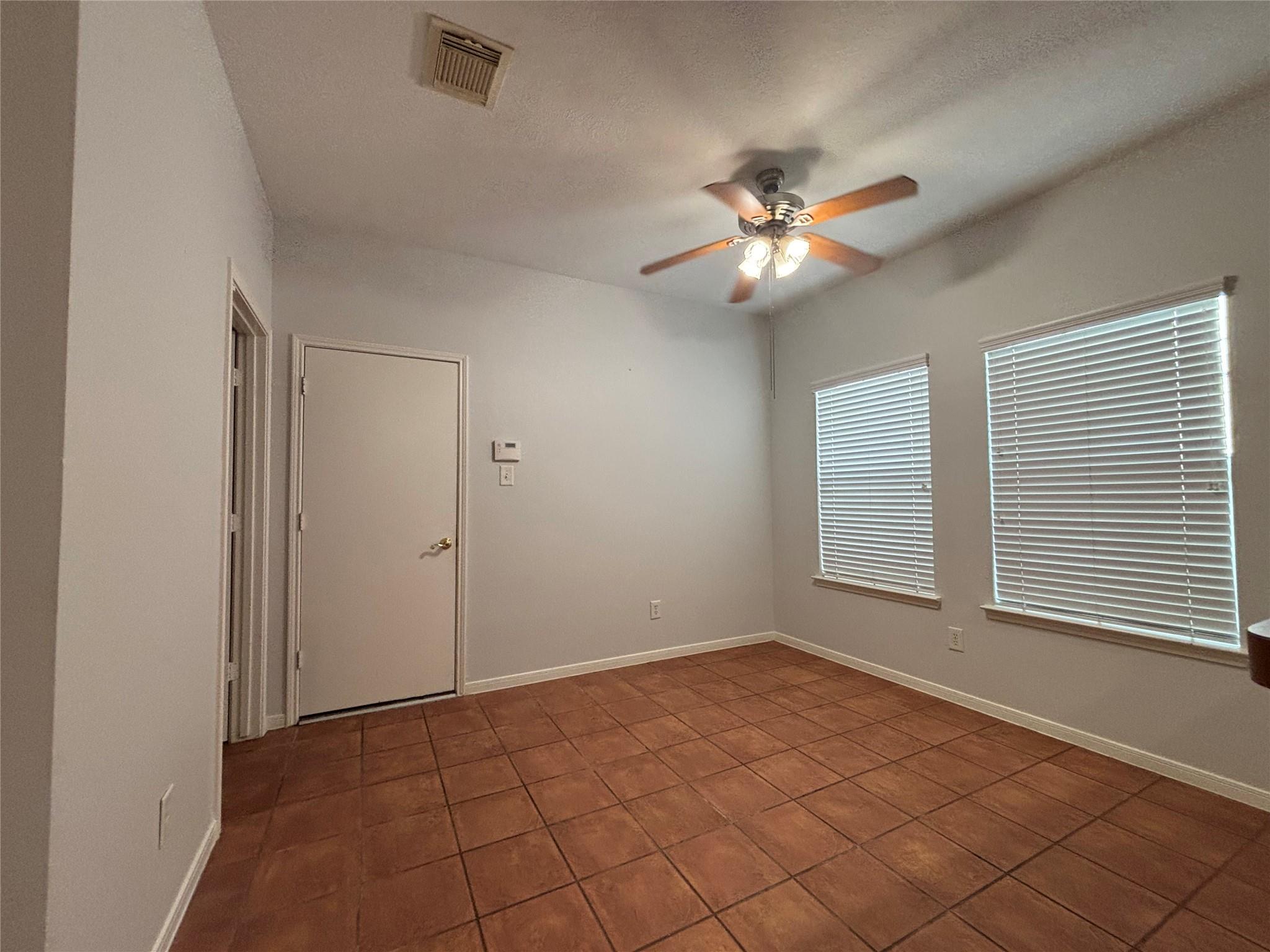 7323 Wakefield Meadow Lane Property Photo 5