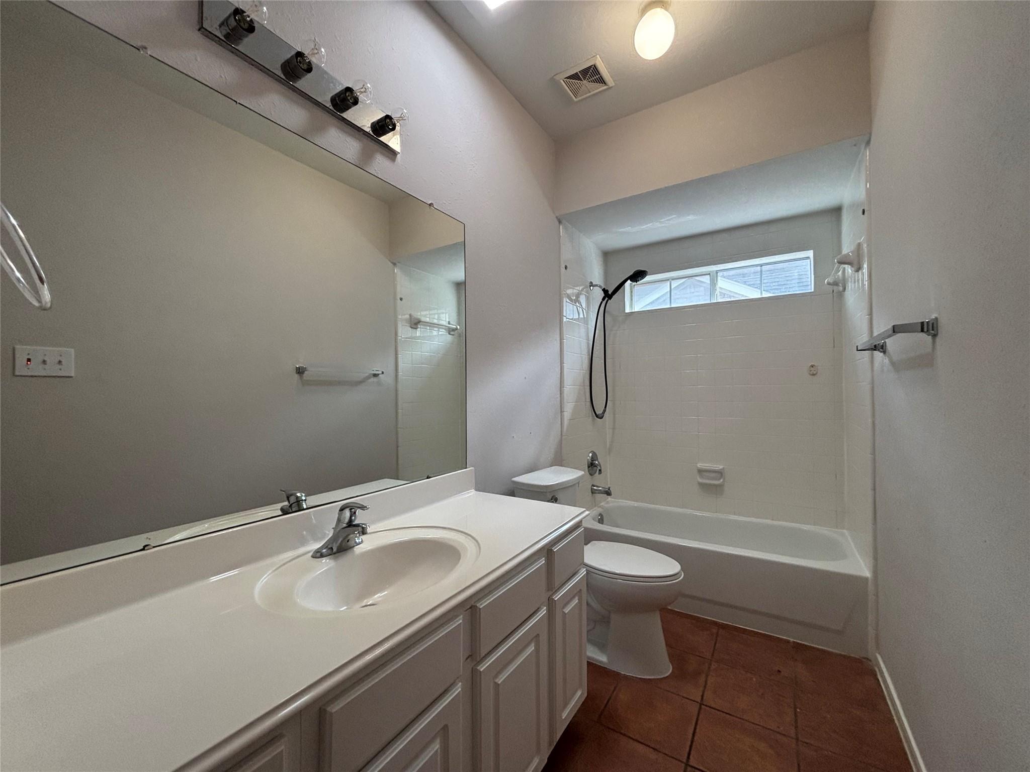 7323 Wakefield Meadow Lane Property Photo 25