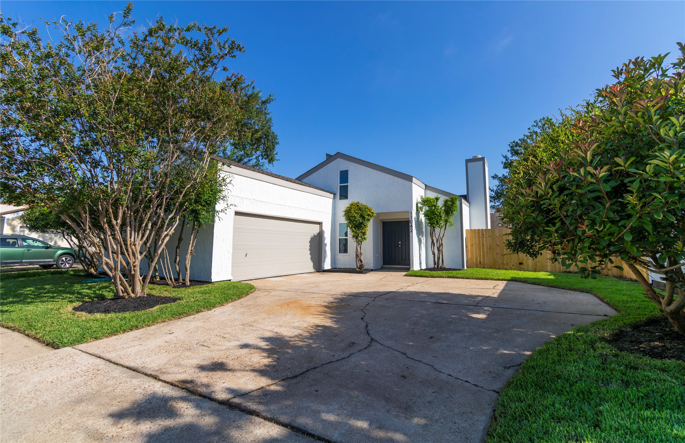 11042 Petworth Drive Property Photo 1
