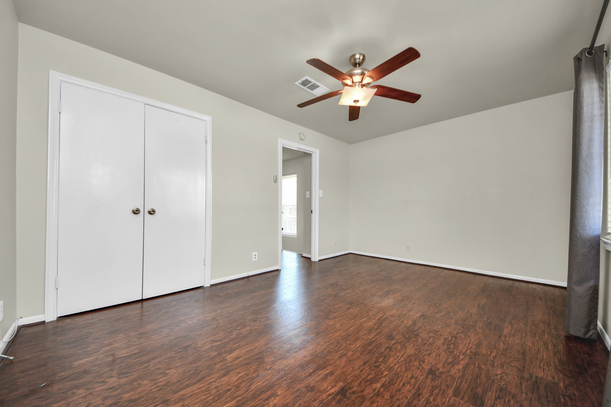 6334 Chevy Chase Drive 17 Property Photo 9