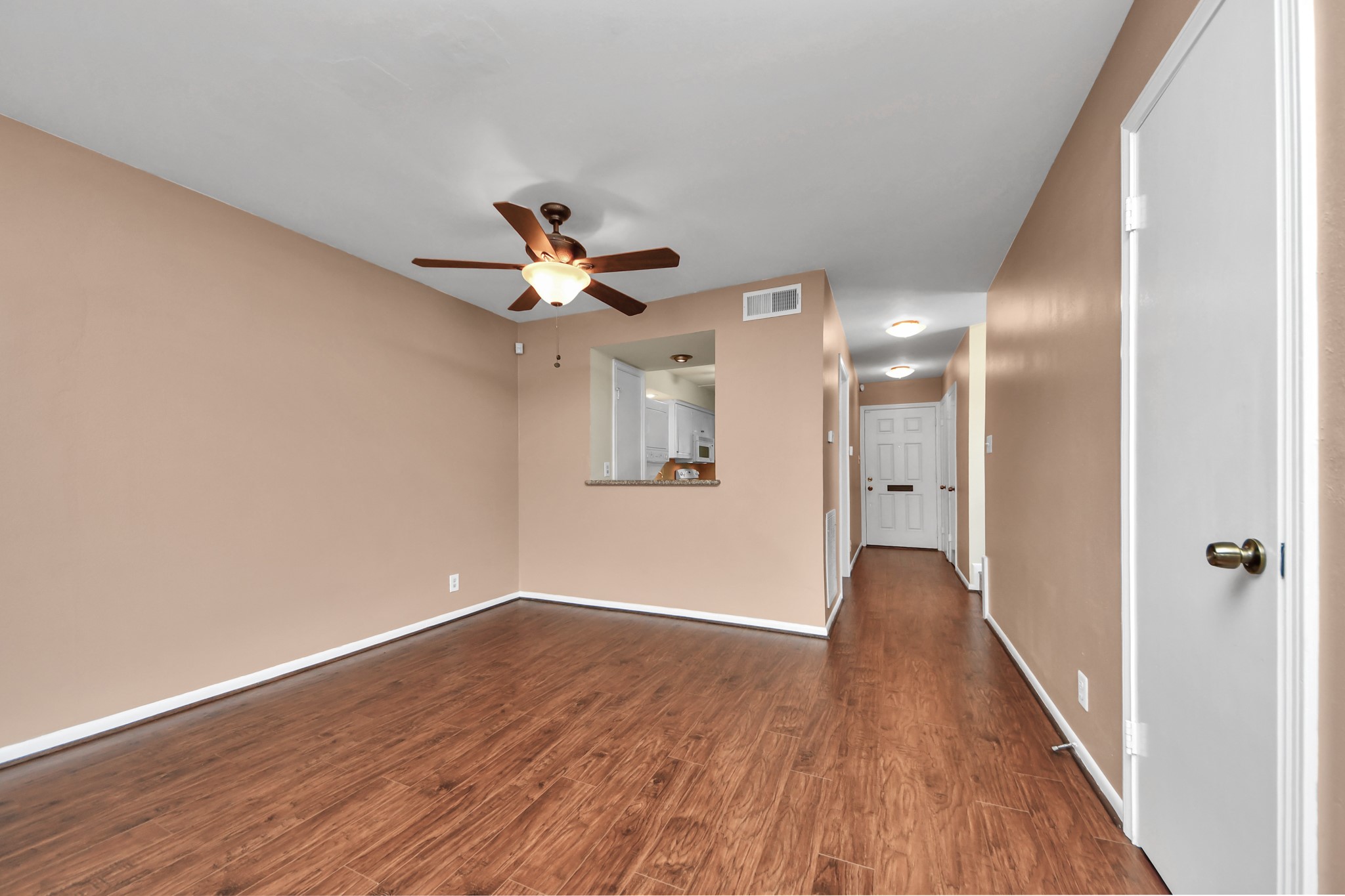 6334 Chevy Chase Drive 17 Property Photo 14