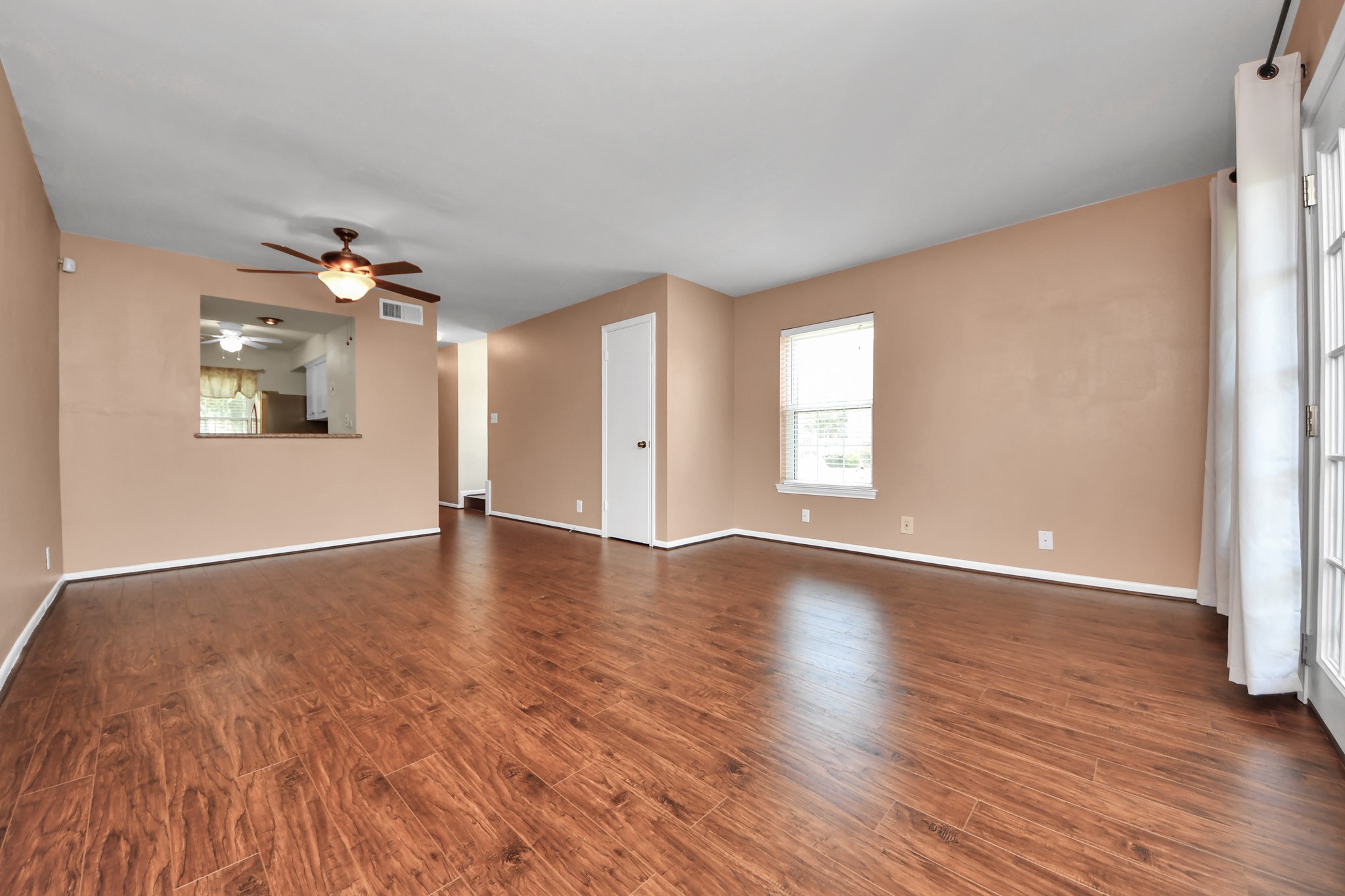 6334 Chevy Chase Drive 17 Property Photo 18