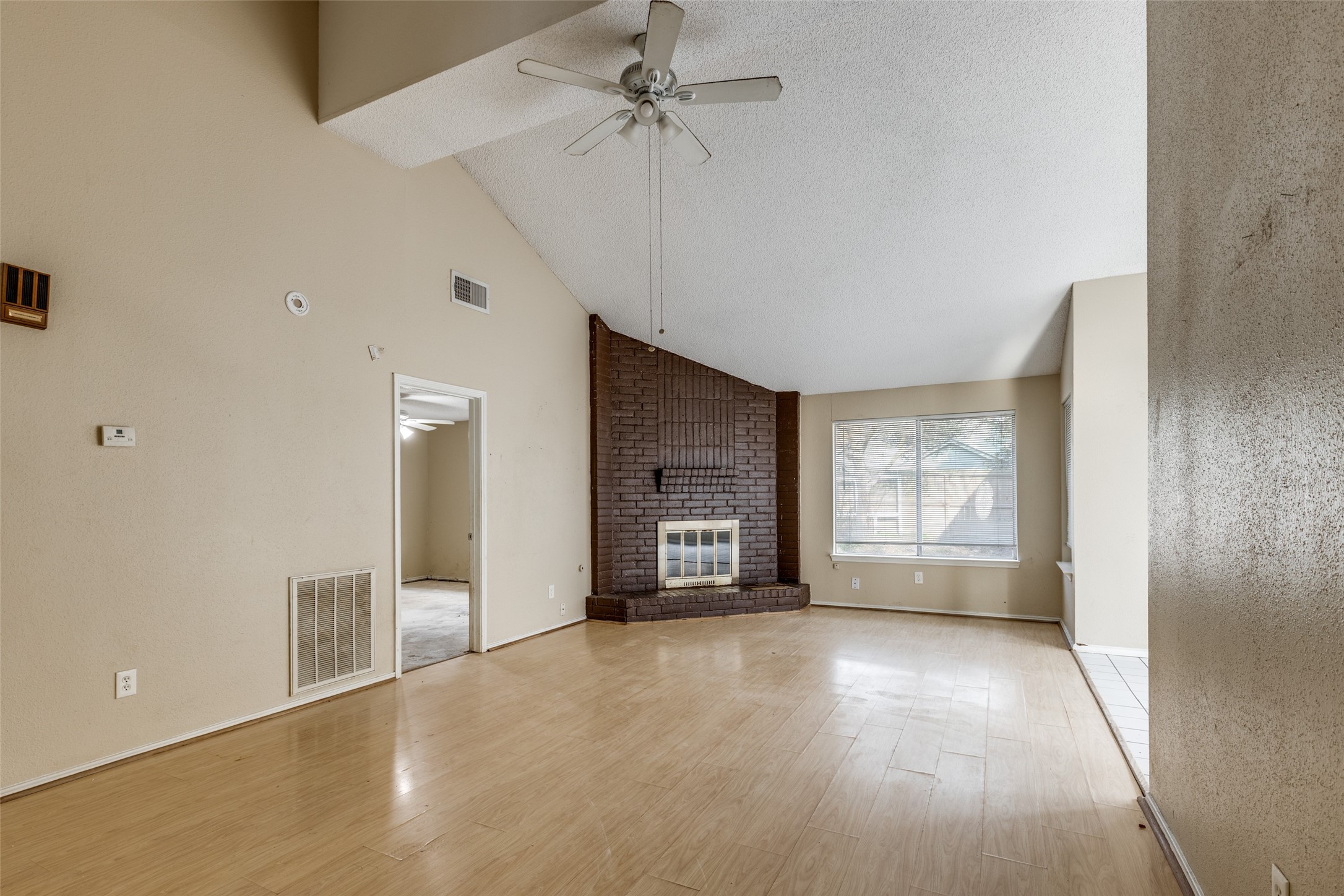 24010 Landing Way Drive Property Photo 2